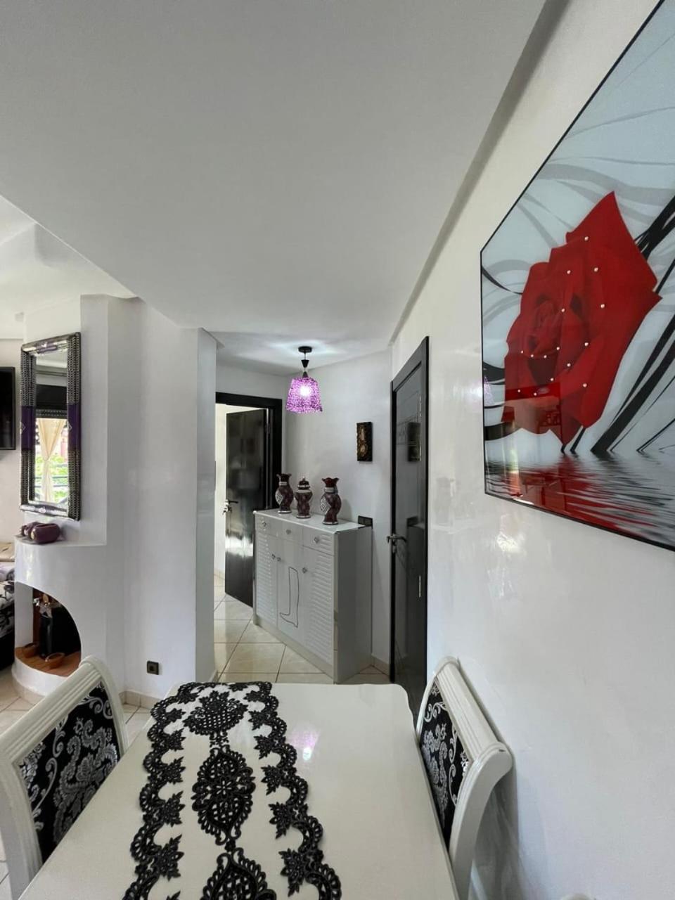 Cosy 2 Bedrooms City Center Flat With 5 Pools Appartement Marrakesh