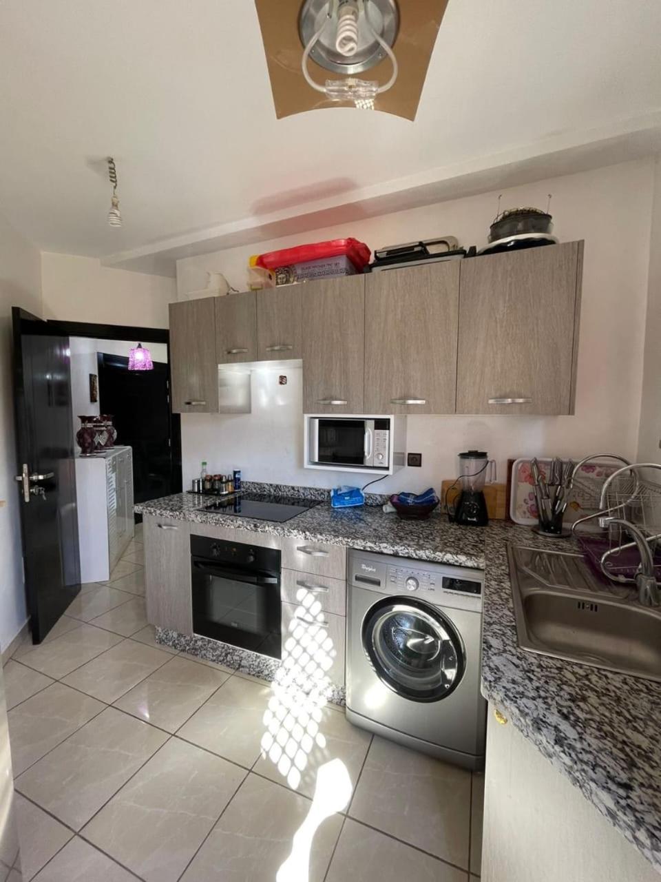 Cosy 2 Bedrooms City Center Flat With 5 Pools Appartement