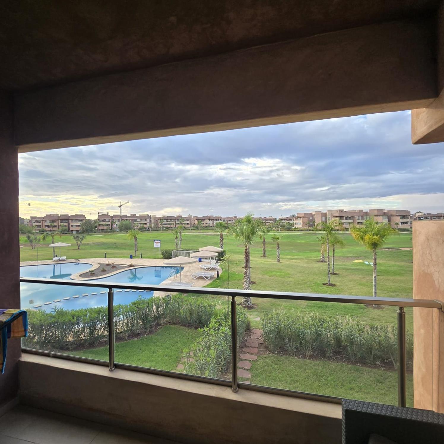 Appartement 3 *