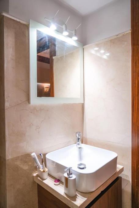 New! Oasis Urbaine Piscine Et Farniente * Marrakesh
