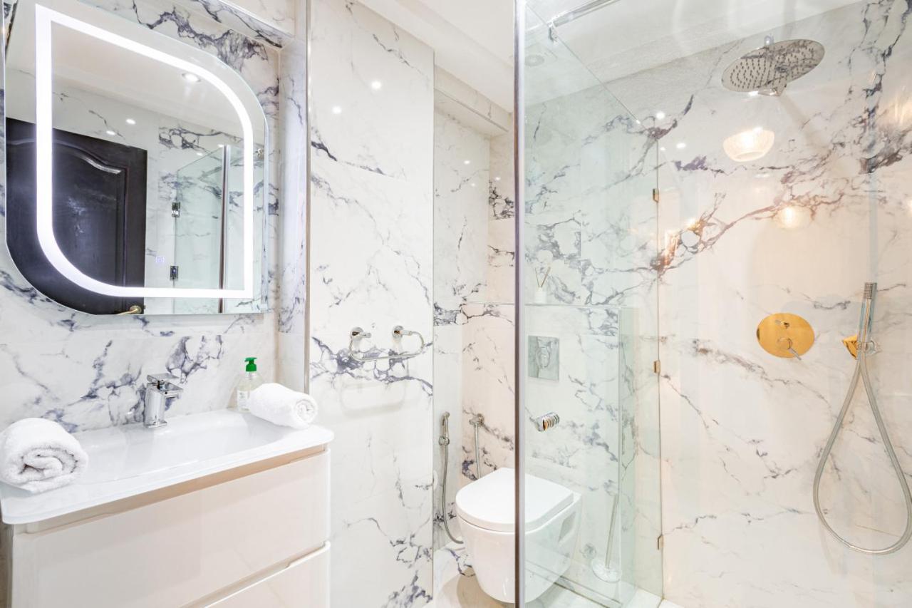 Coup De Coeur En Plein Centre Piscine Appartement