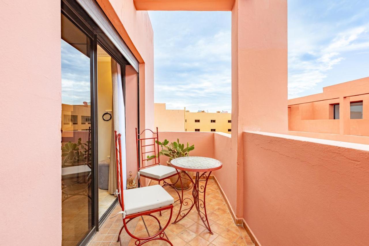 Appartement Coup De Coeur En Plein Centre Piscine *