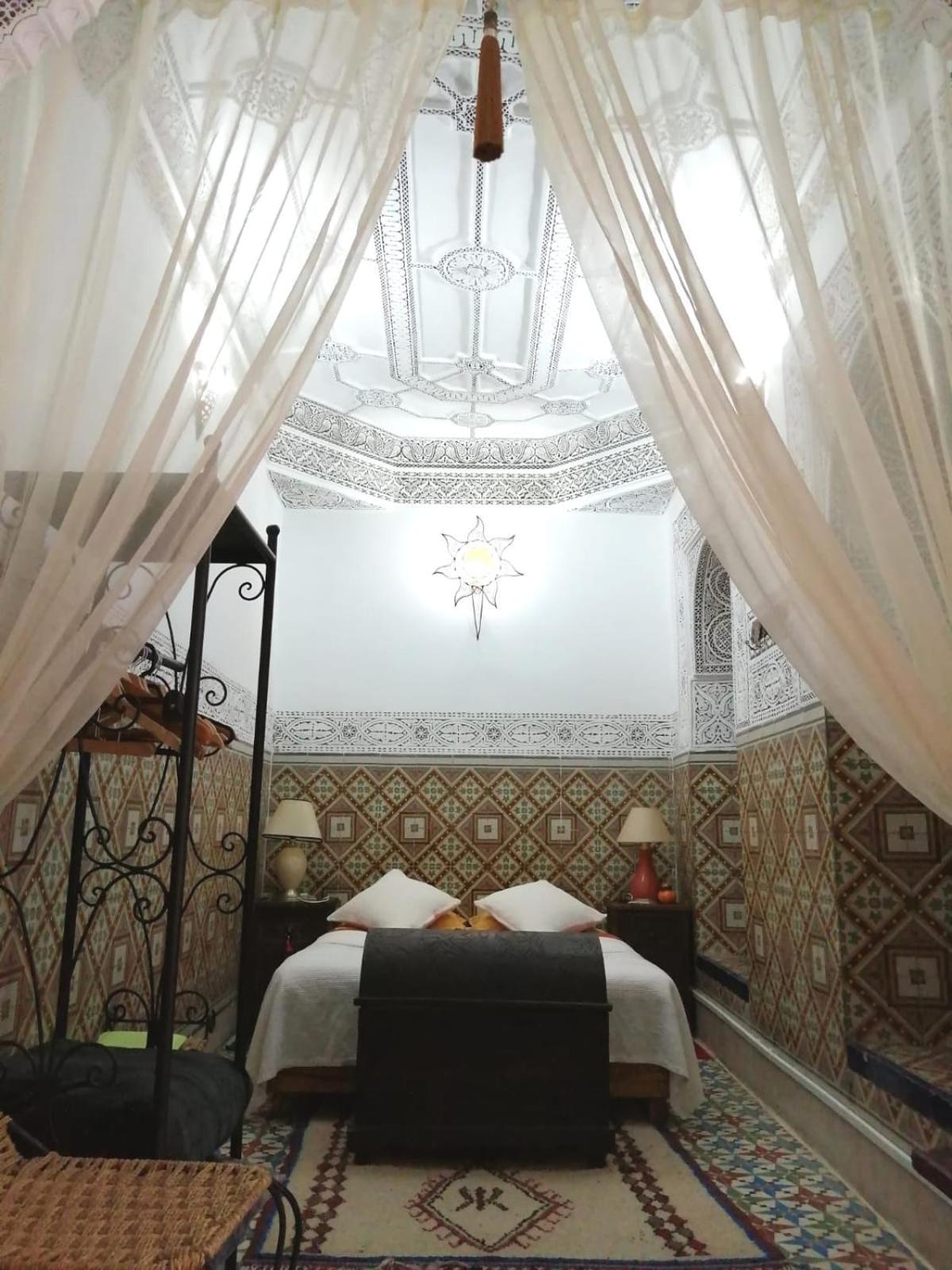Dar Sarah-marrakech, Authentique Idéalement Situé. Riad Marrakesh
