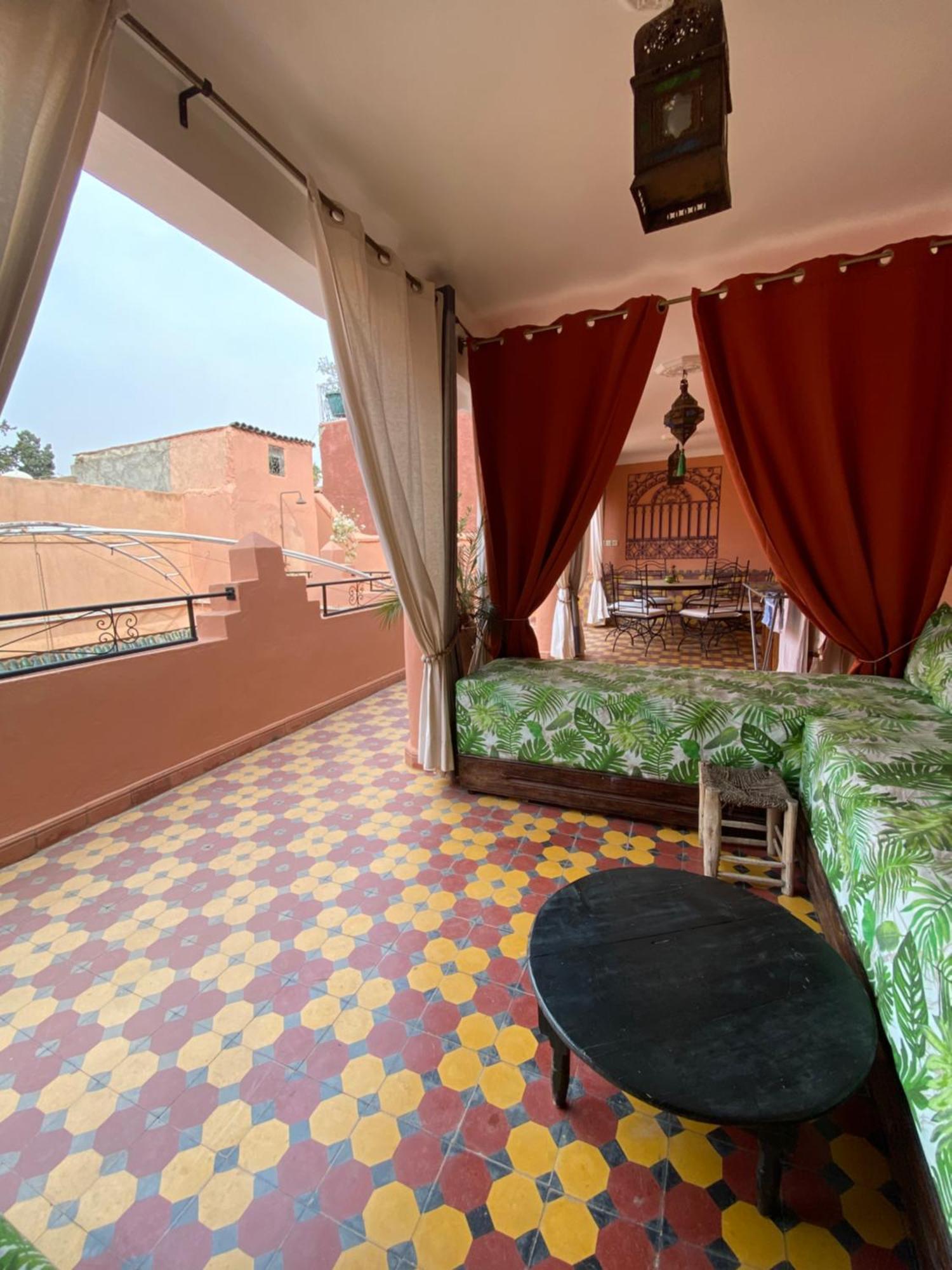 Dar Sarah-marrakech, Authentique Idéalement Situé. *
