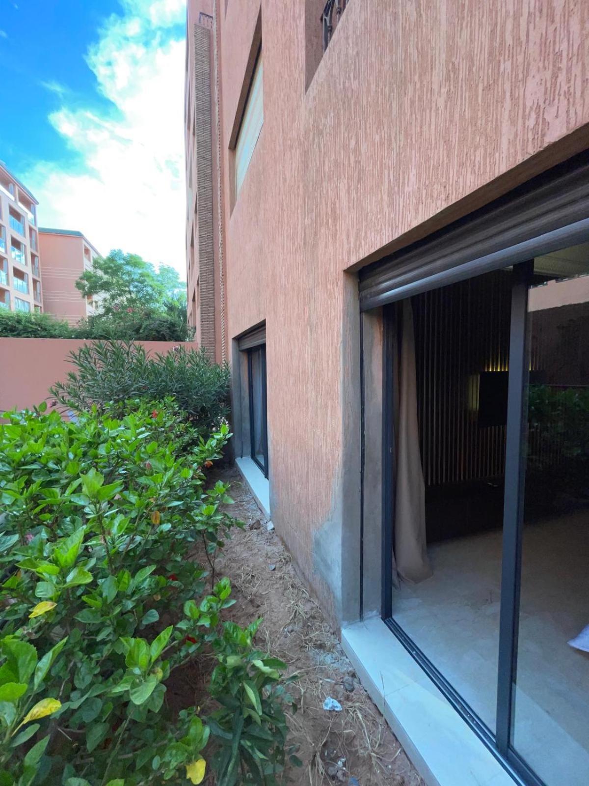 Oasis Urbaine A L'hivernage Piscine Et Jardin Appartement *
