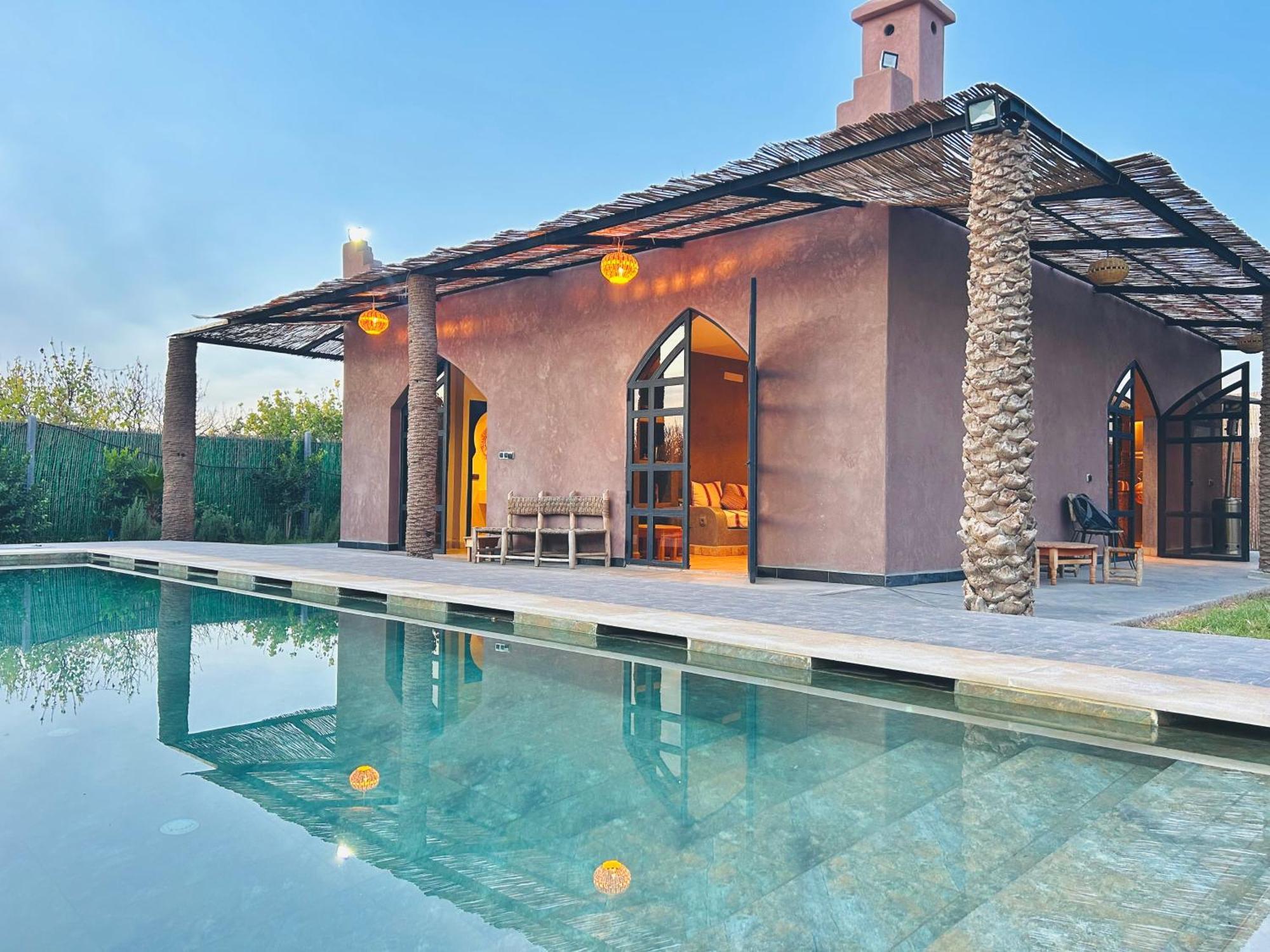 Piscine Privee Sans Vis A Vis , Vue Superbe , Proche Centre - Fibre Optique Wifi * Marrakesh