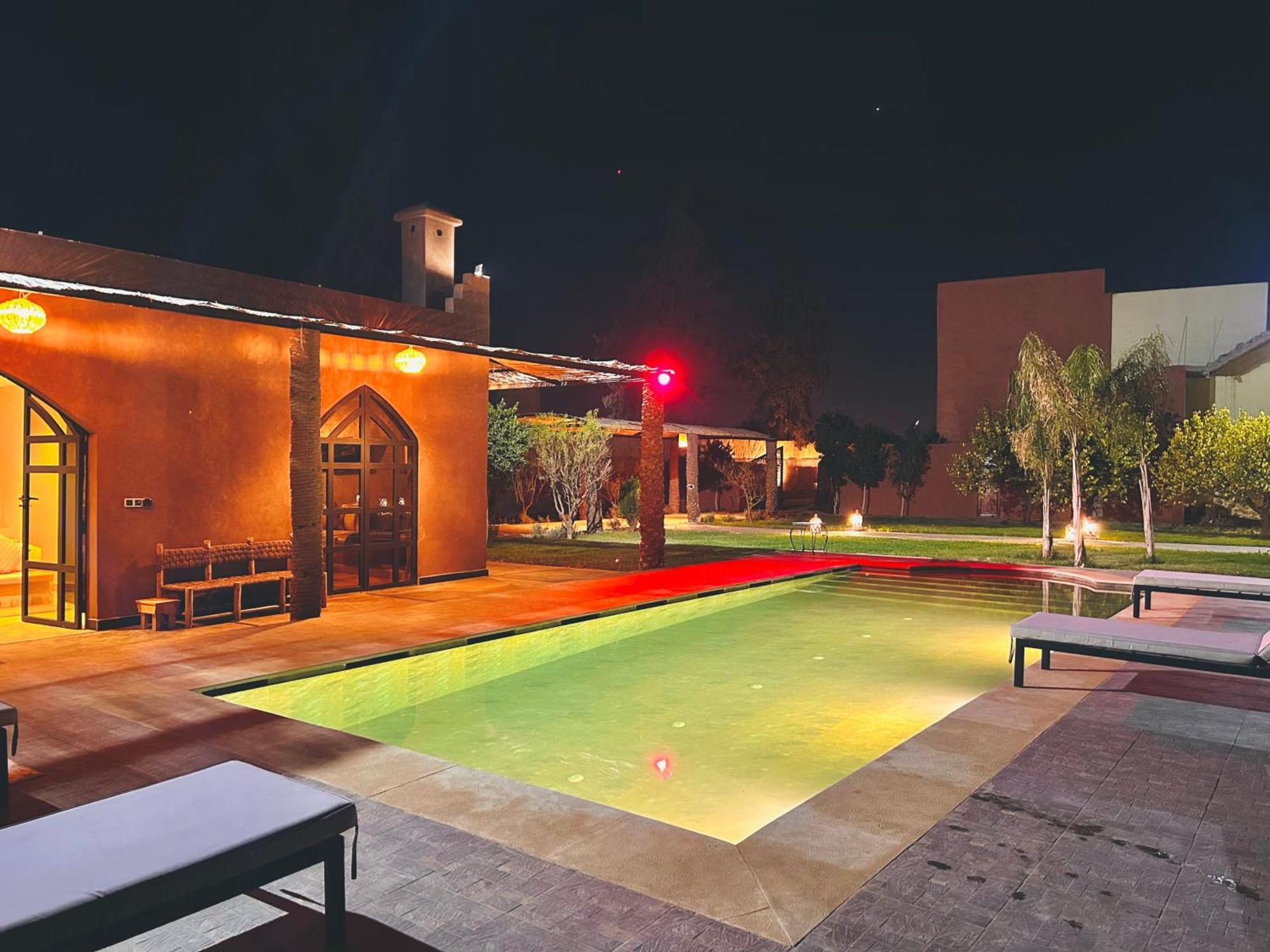 Piscine Privee Sans Vis A Vis , Vue Superbe , Proche Centre - Fibre Optique Wifi Marrakesh