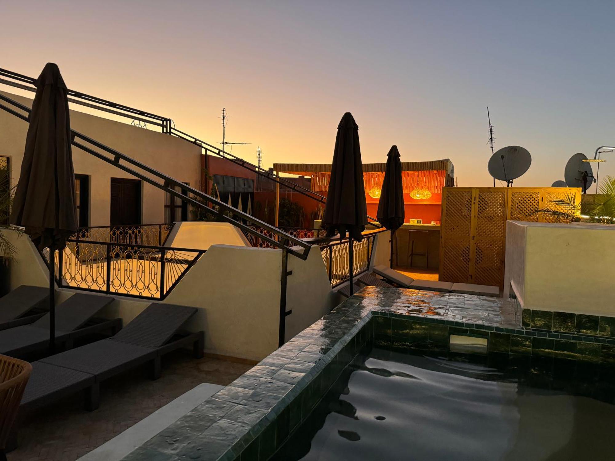 El Khaeir - Piscine, Hamam & Riad *