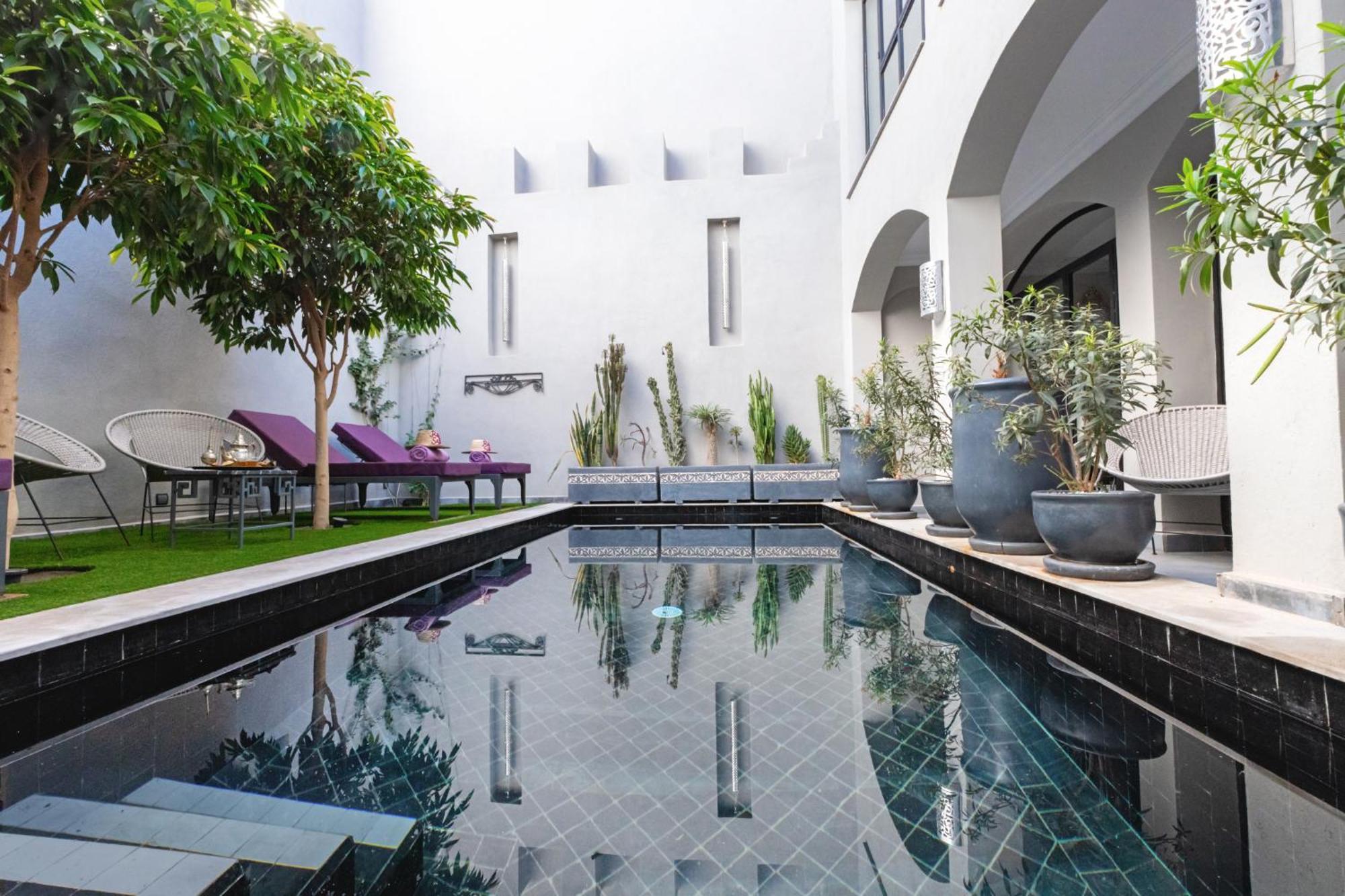 Sybil Boutique Hotel