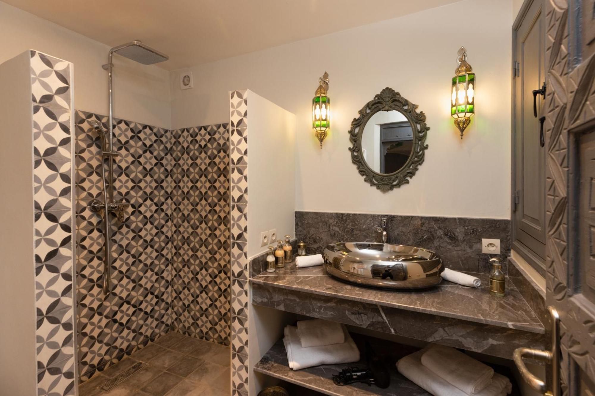 Sybil Boutique 5*