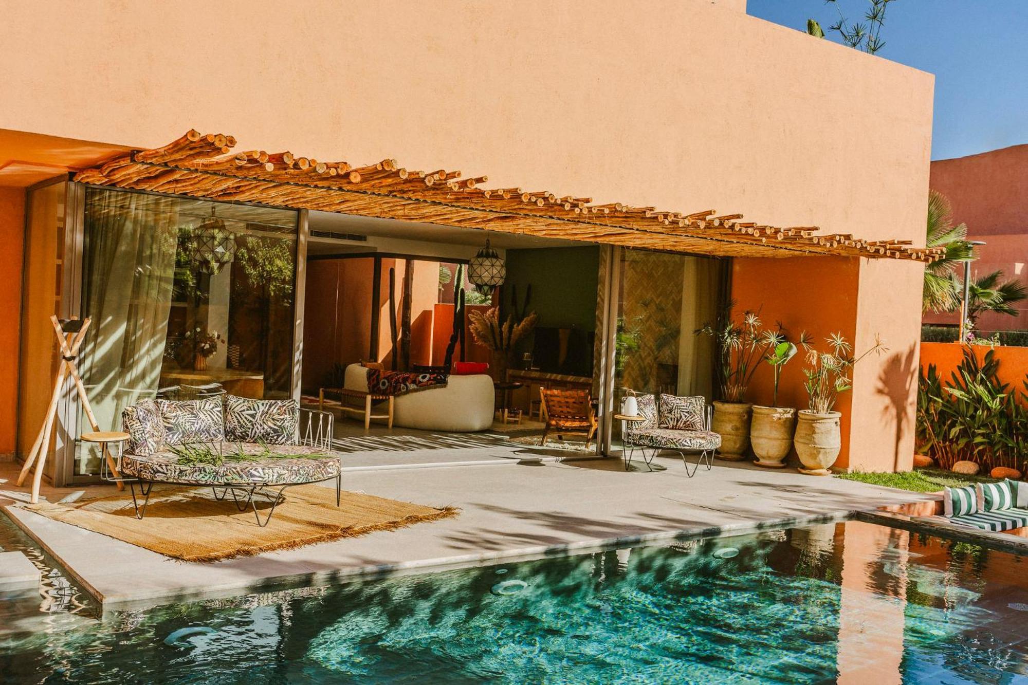 - Piscine Chauffee Sur Demande Et Gouvernante Villa