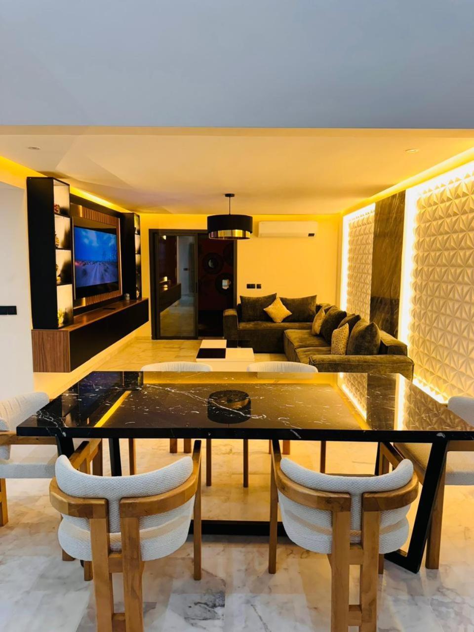 Appartement Superbe Duplex 3 Gueliz Avec Piscine ! *