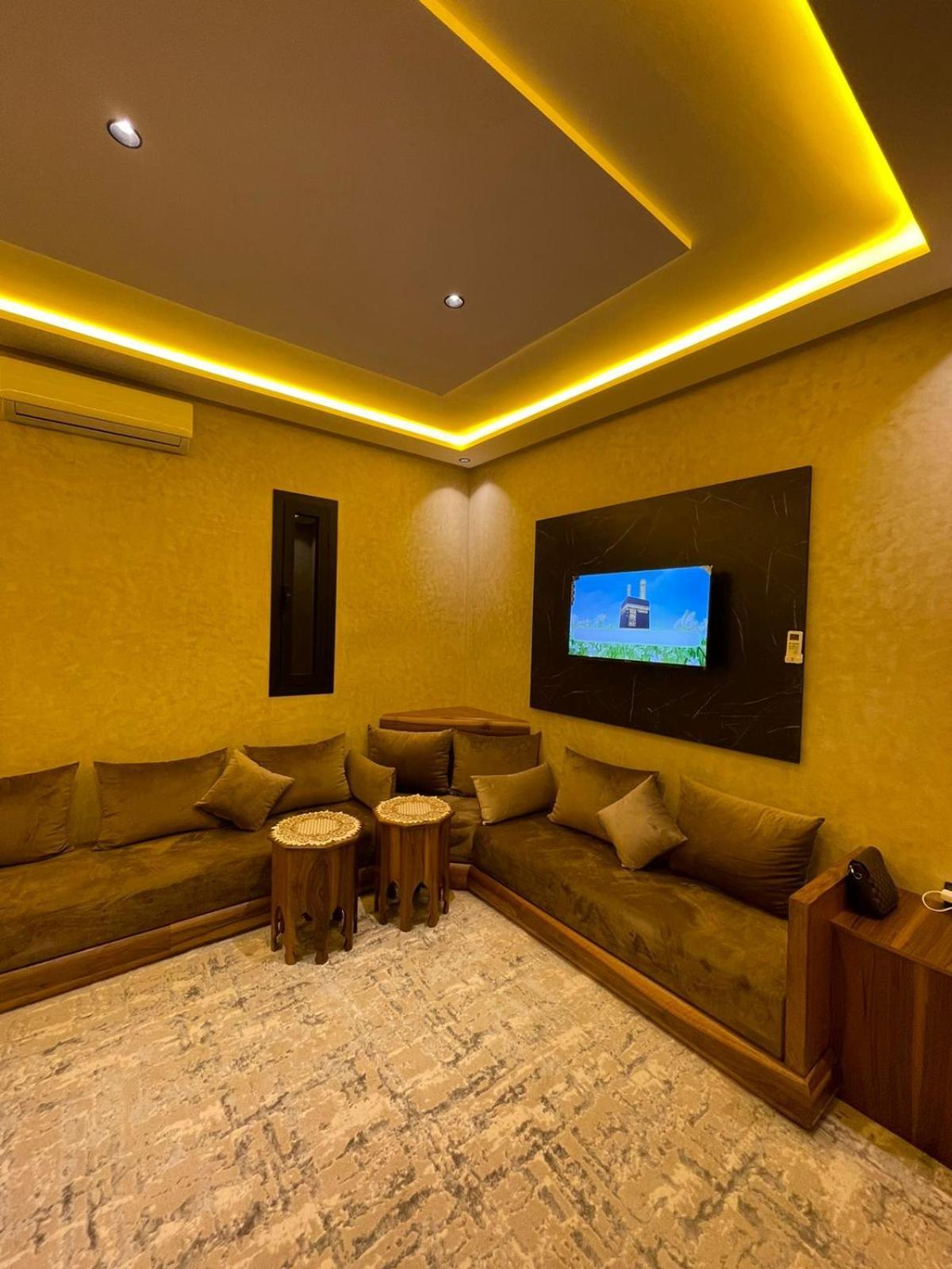 Mazigh & Piscine Villa *