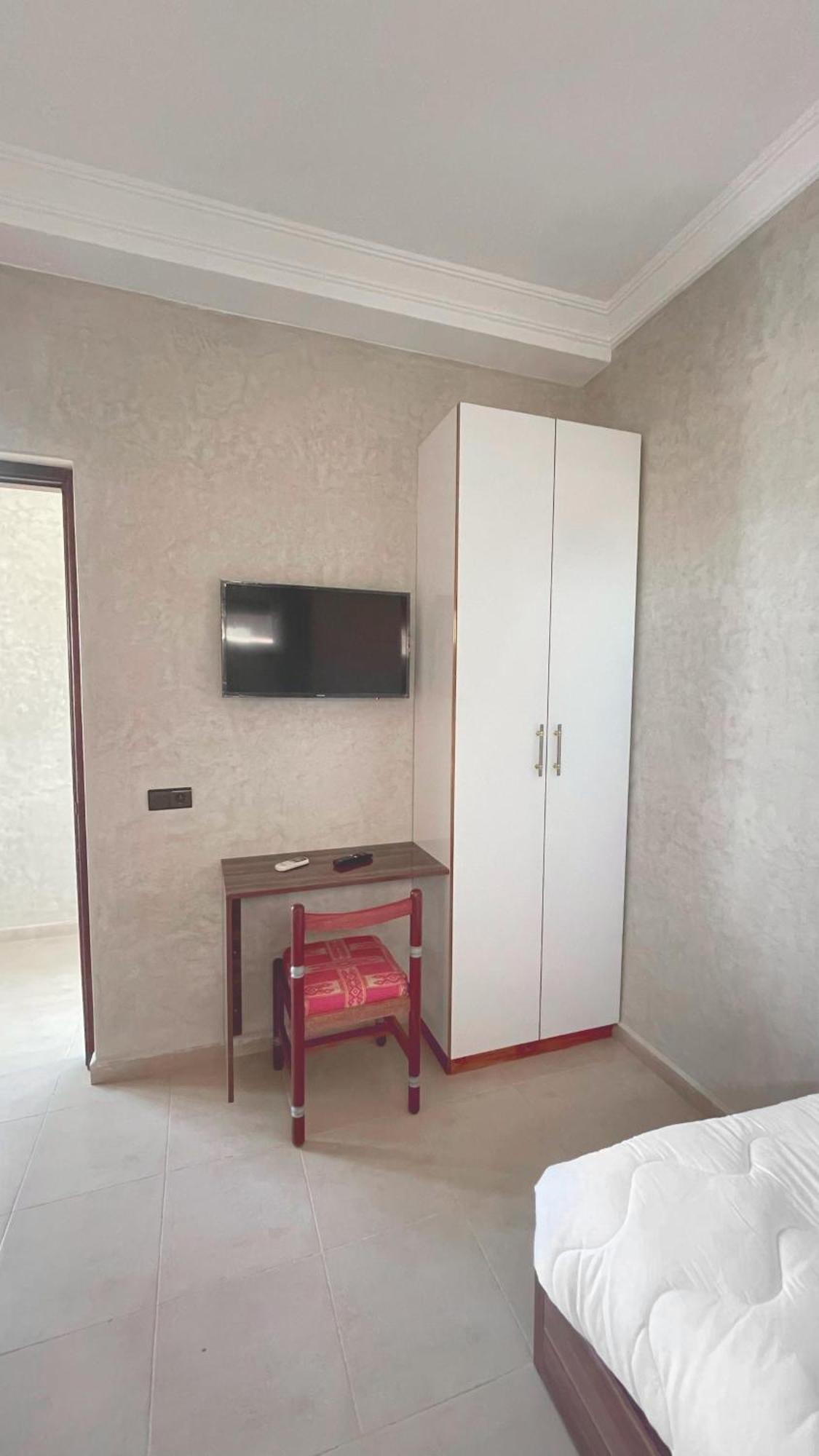 Mazigh & Piscine Villa *