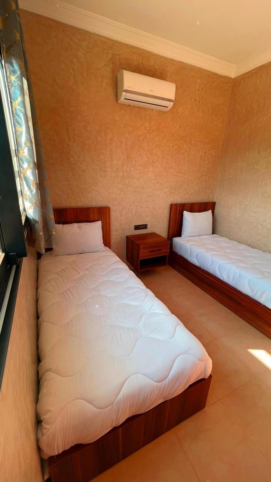 Mazigh & Piscine Villa