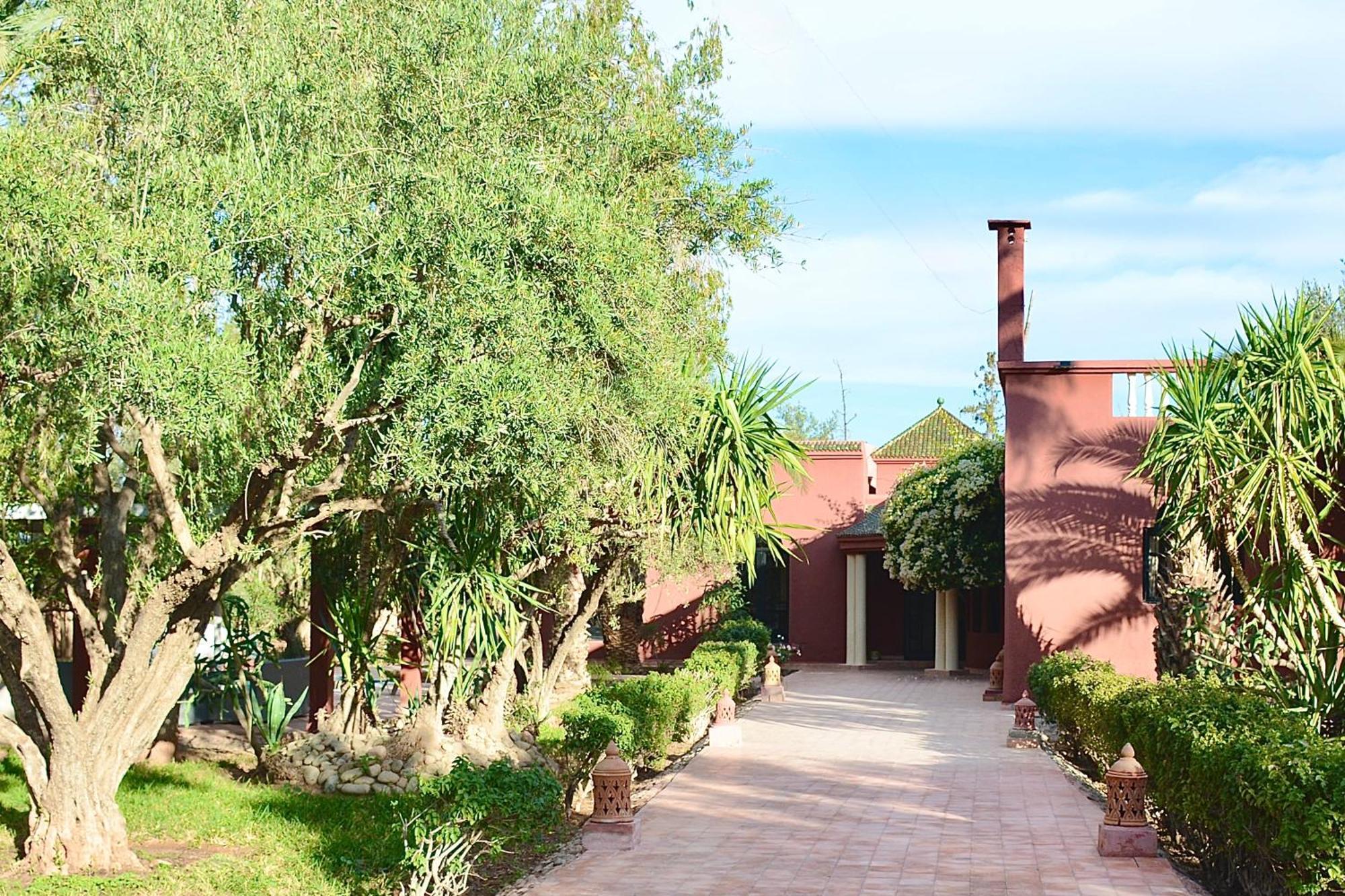Taknaray- Breakfast Included- Fiber Optic- Pool Villa