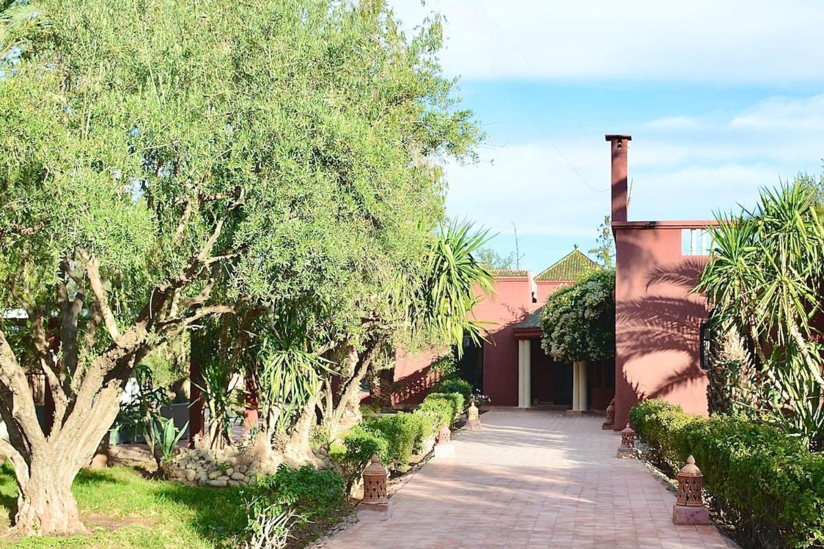 Villa Taknaray- Breakfast Included- Fiber Optic- Pool