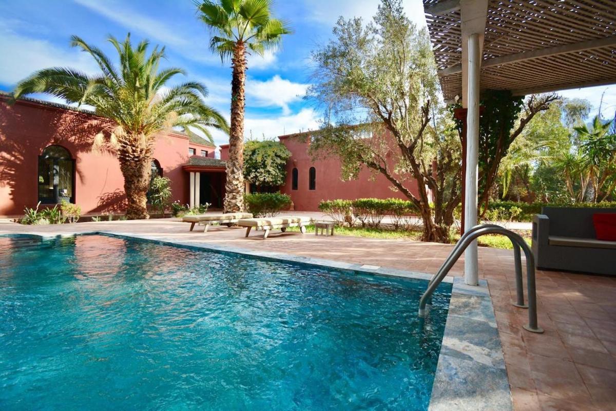 Taknaray- Breakfast Included- Fiber Optic- Pool *