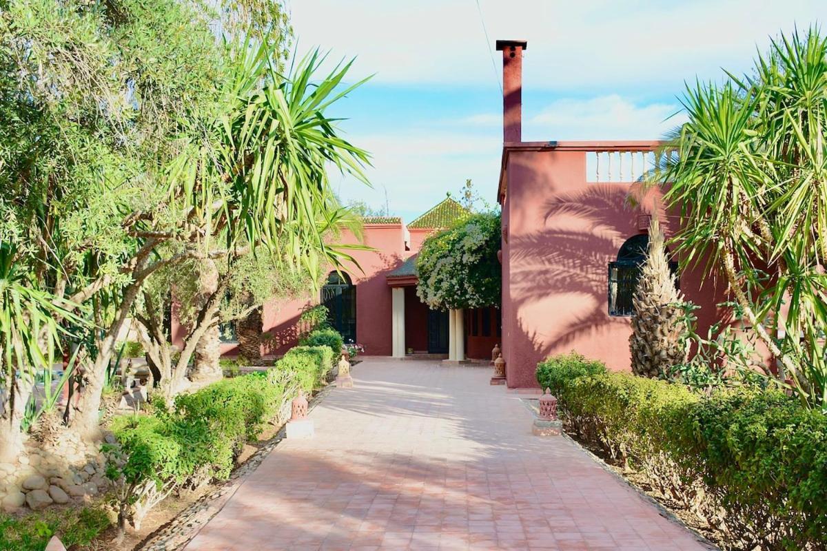 Taknaray- Breakfast Included- Fiber Optic- Pool Villa Marrakesh