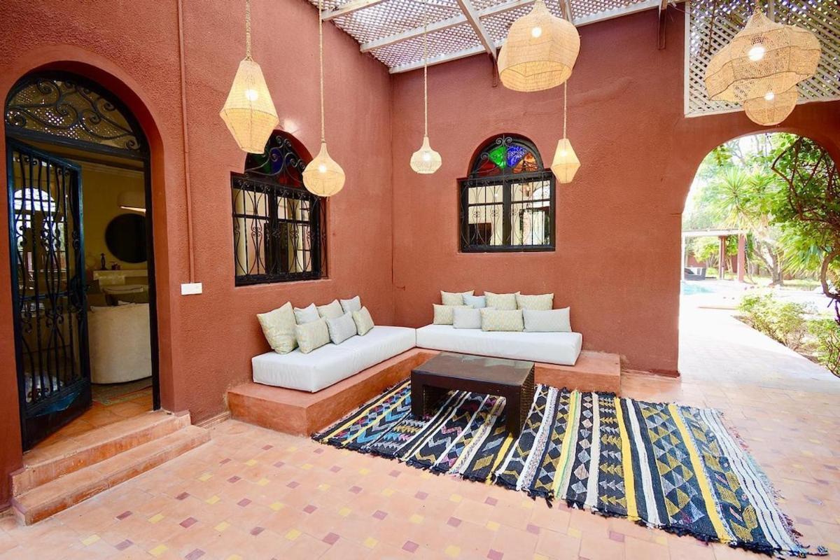 Taknaray- Breakfast Included- Fiber Optic- Pool Villa Marrakesh