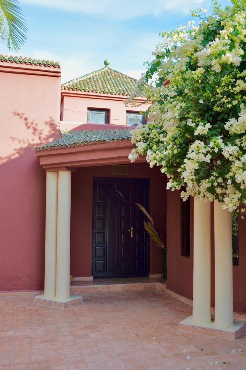 Taknaray- Breakfast Included- Fiber Optic- Pool Villa