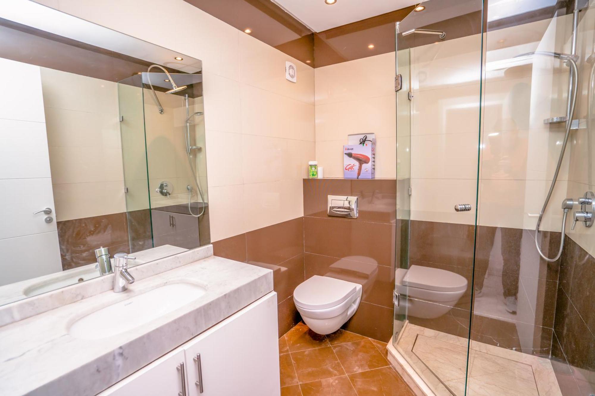 Appartement Vue Imprenable Sur Les Jardins De La D Yves Saint Laurent