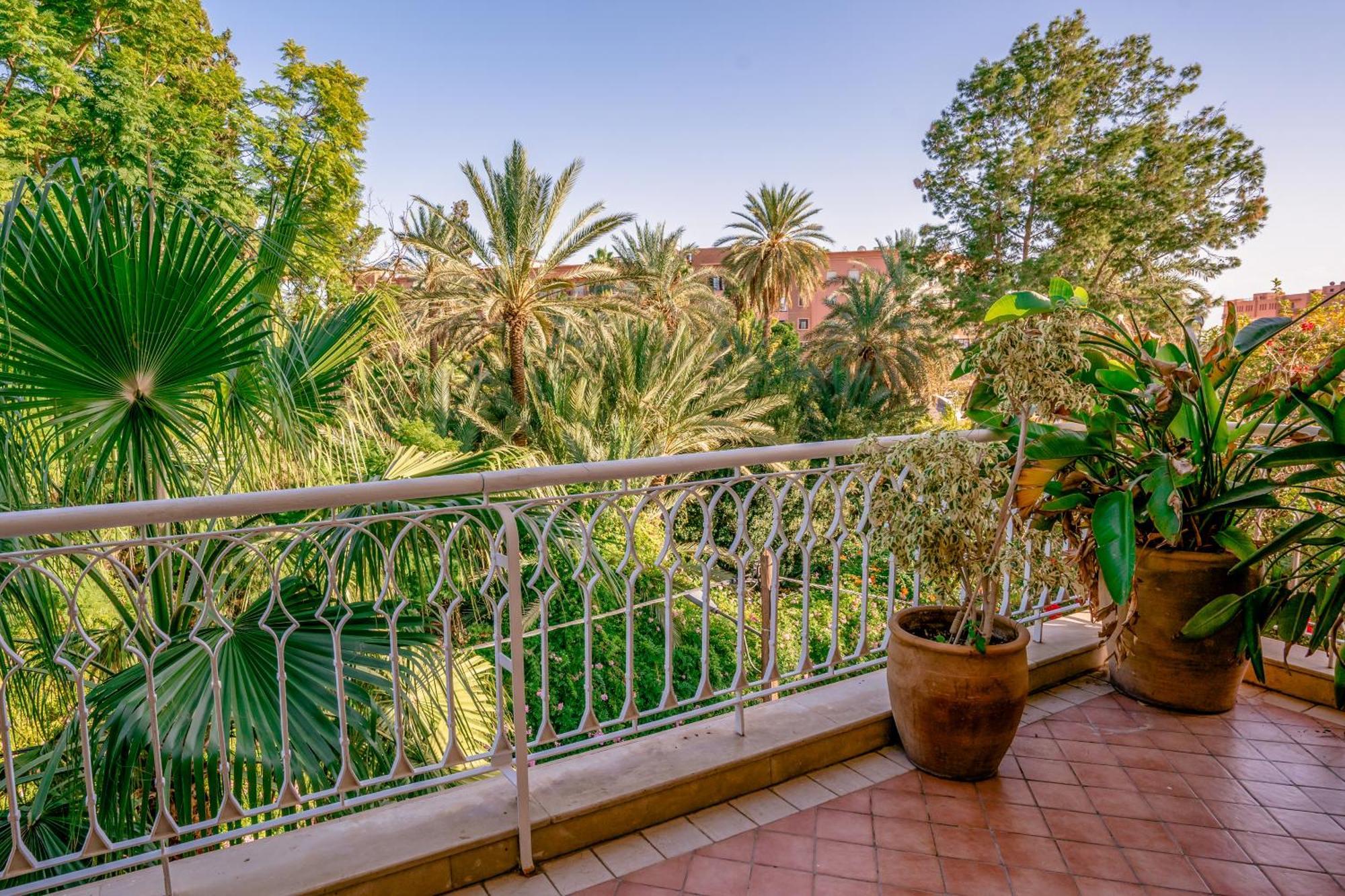 Appartement Vue Imprenable Sur Les Jardins De La D Yves Saint Laurent Marrakesh