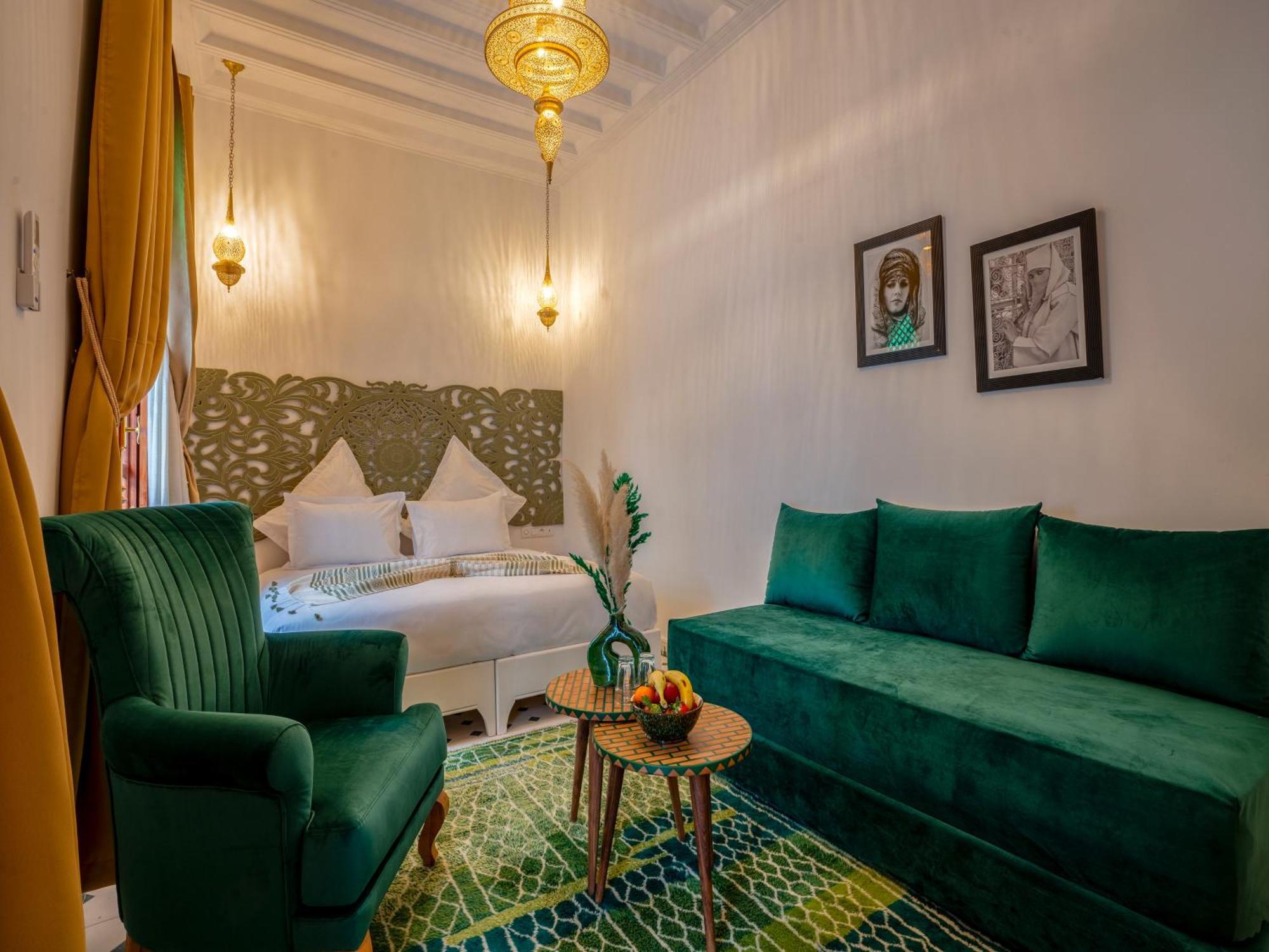 Dar Al-famila Hamam & Guest house