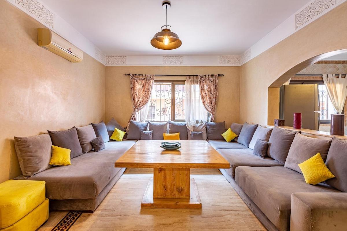 New! Jacaranda, Wifi And Parking Appartement