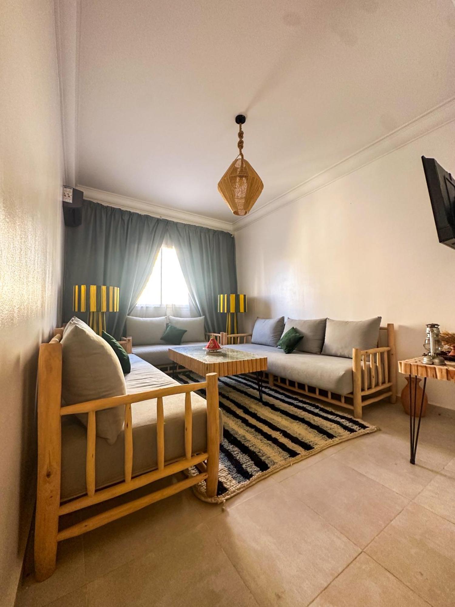 A Flat Near The Airport Appartement