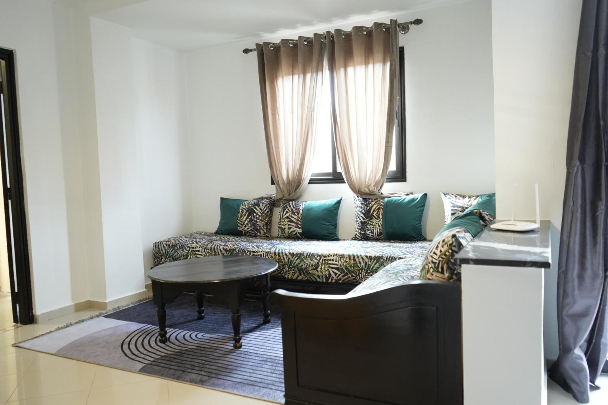 Bayt Al Atlas Hostel *