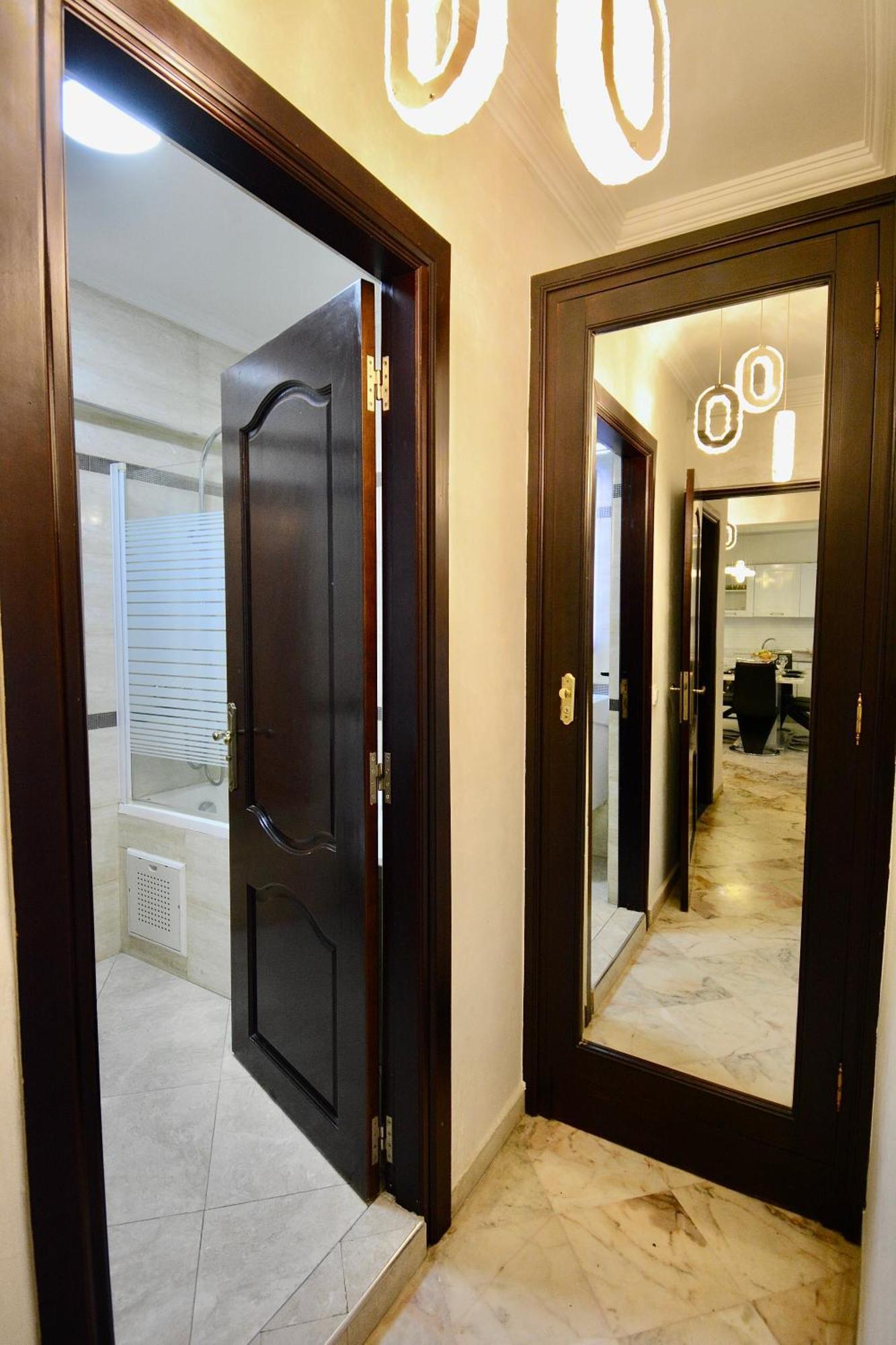 Stylish & Comfy Gem 5 Star Location *