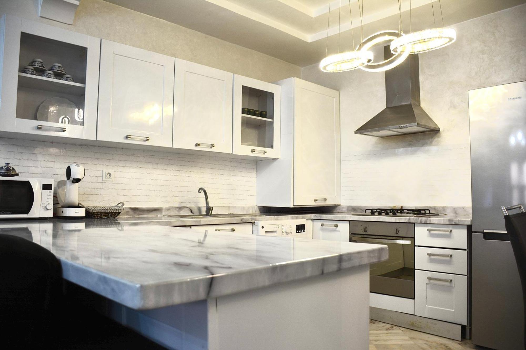 Stylish & Comfy Gem 5 Star Location
