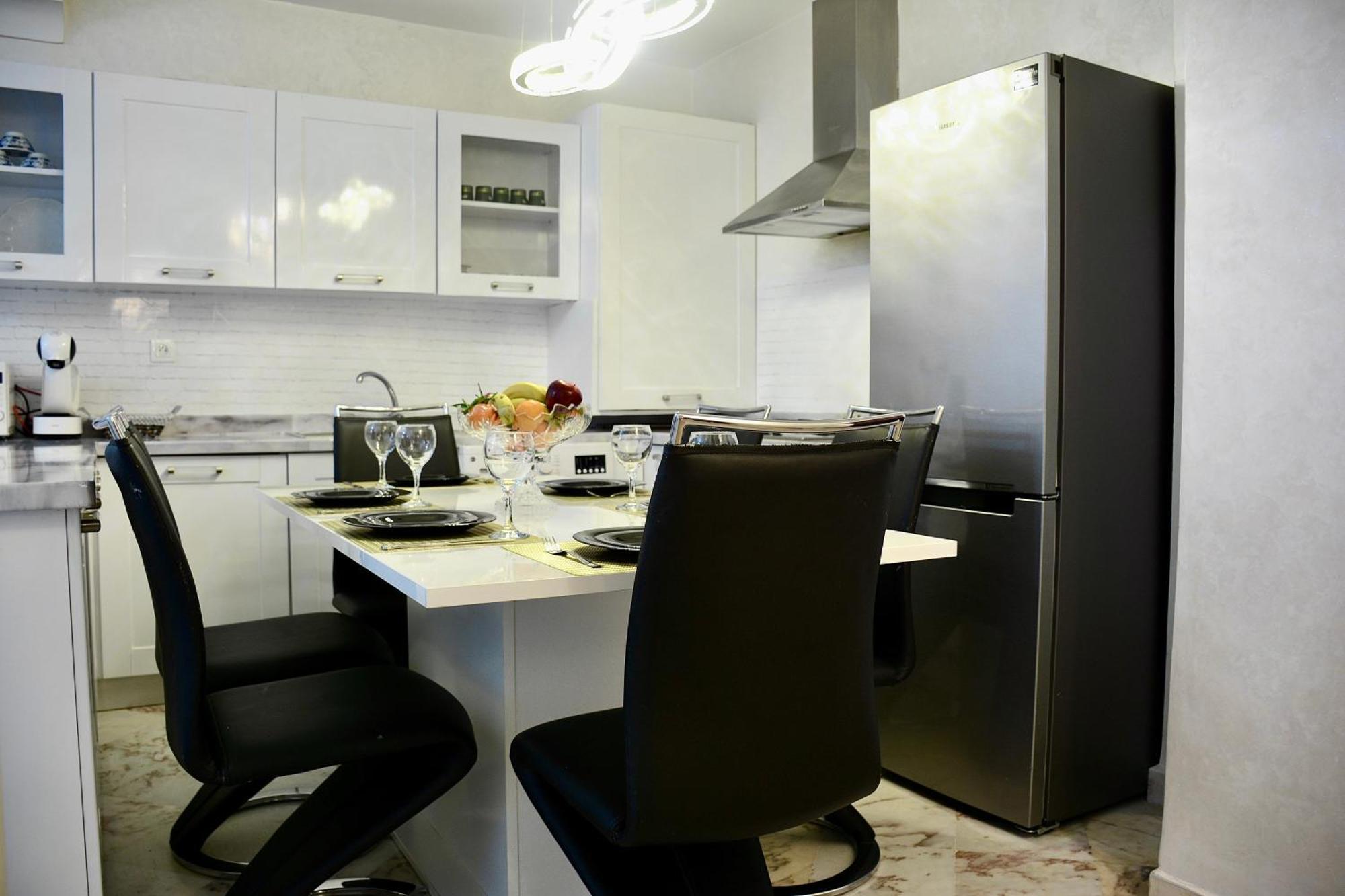 Stylish & Comfy Gem 5 Star Location