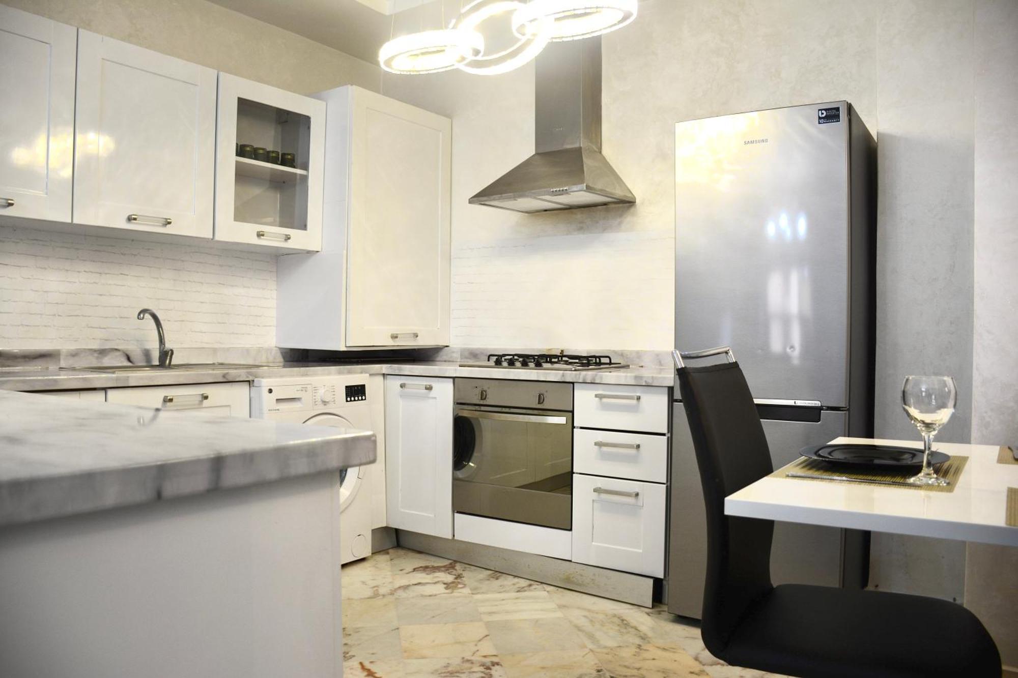 Stylish & Comfy Gem 5 Star Location