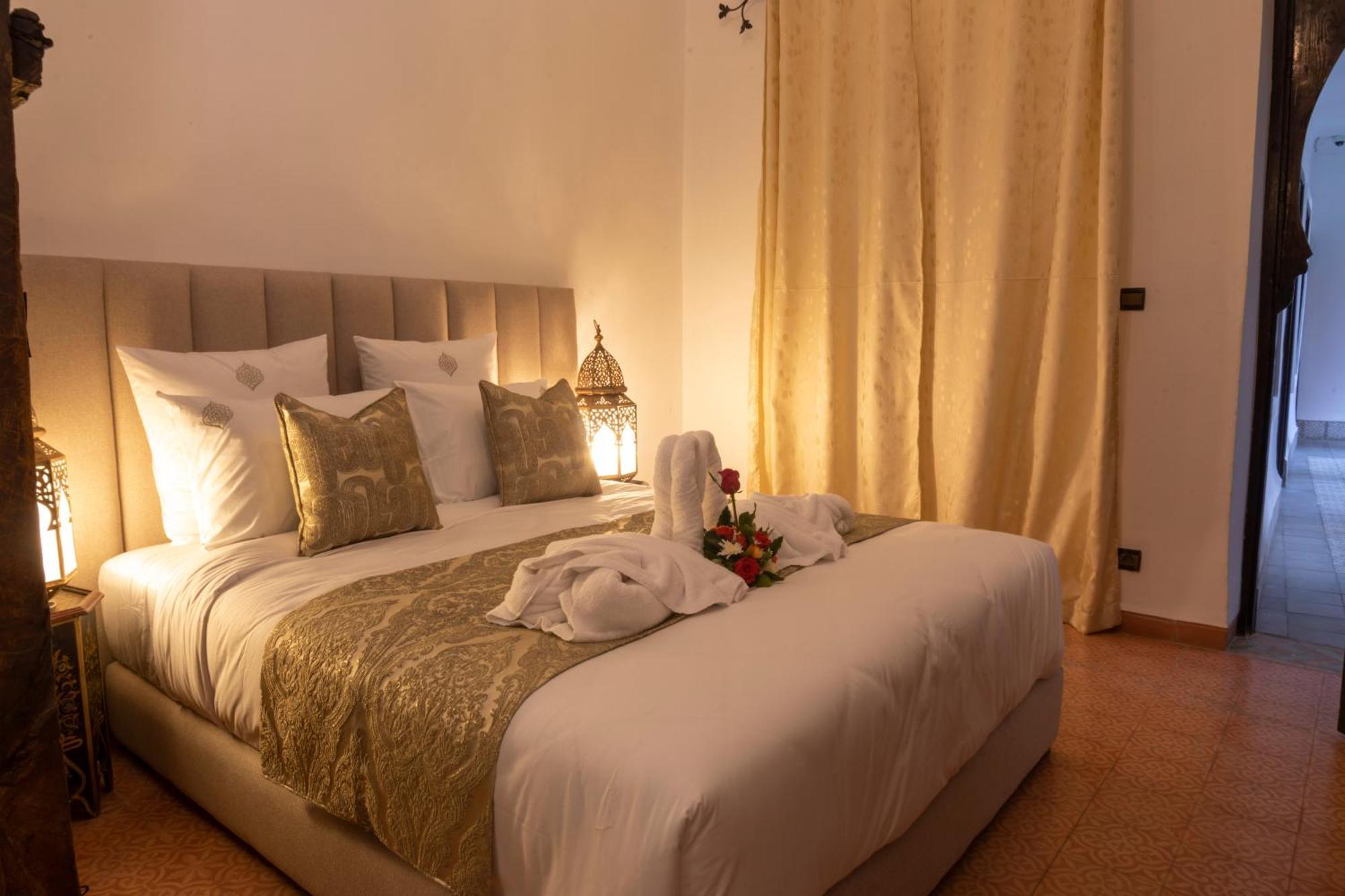 Riad O'zeen Riad *