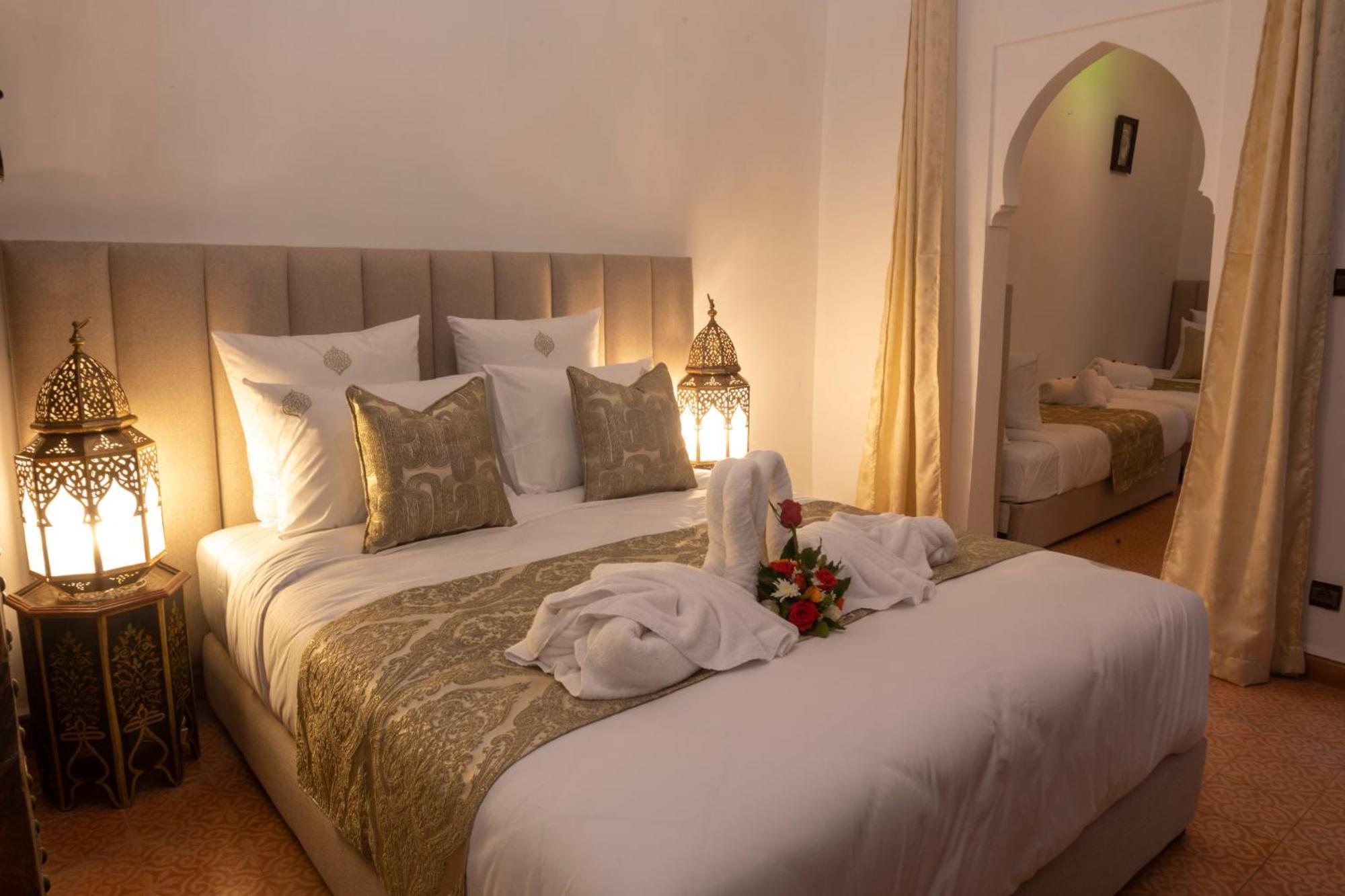 Riad O'zeen Riad *