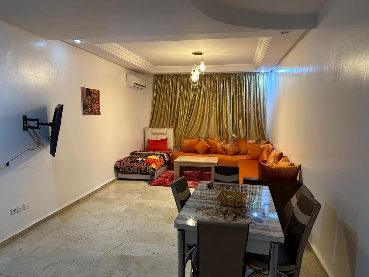 Le Chaleureux Avec Balcon 8 Face Gare Ctm Hivernage Appartamento *