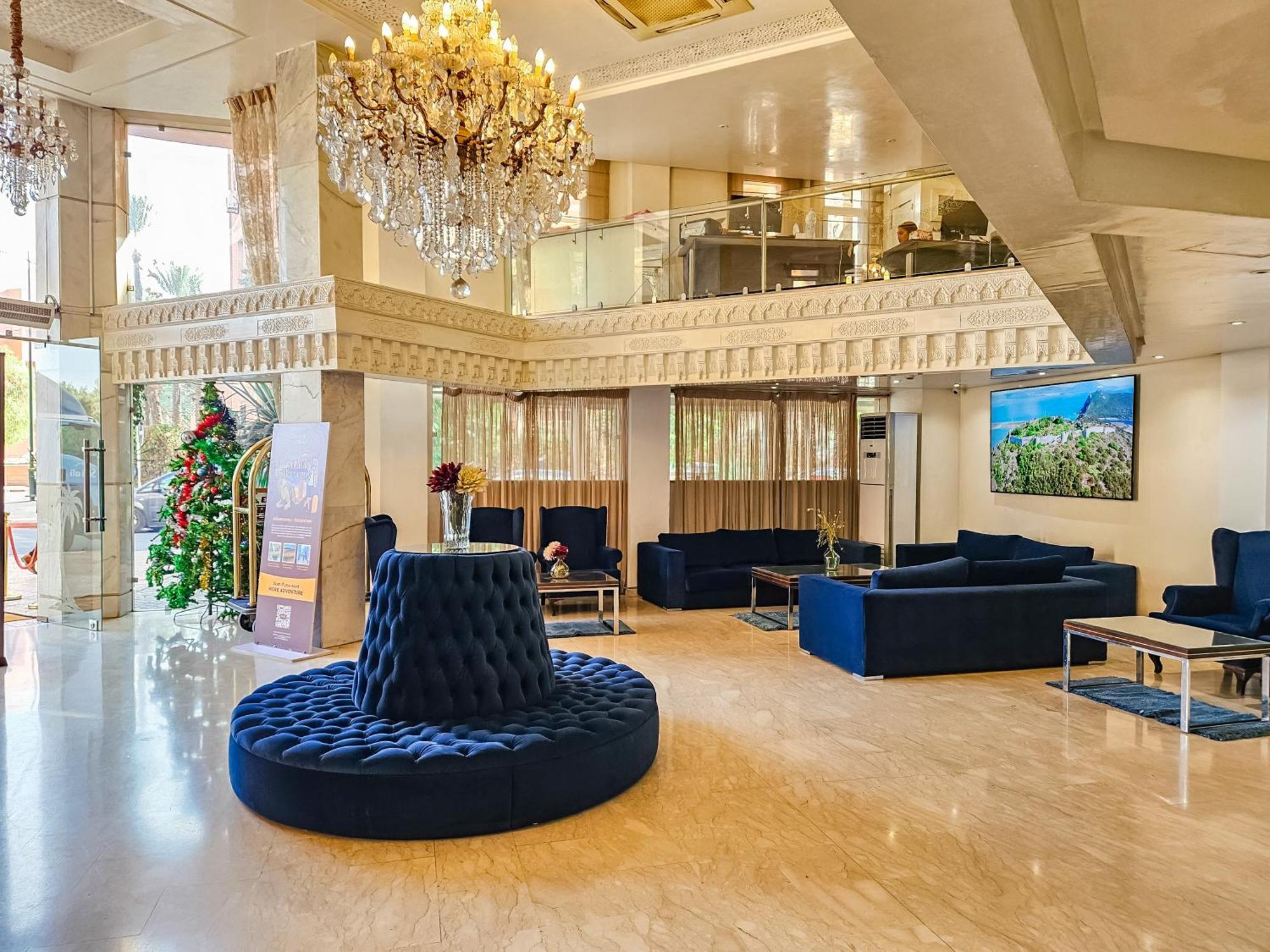 Racine Hotel 3*