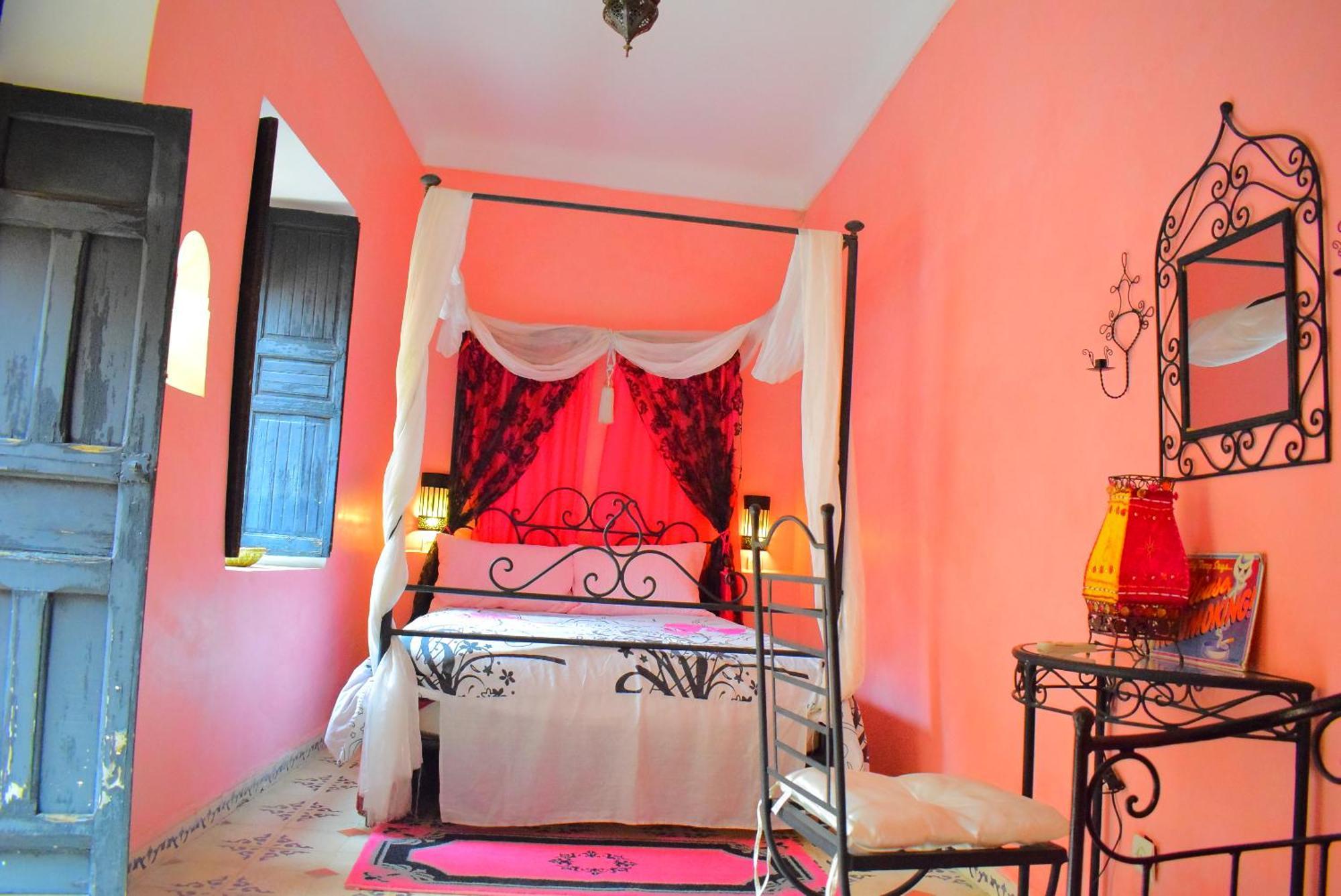 Les Anges Du Desert Holiday home *