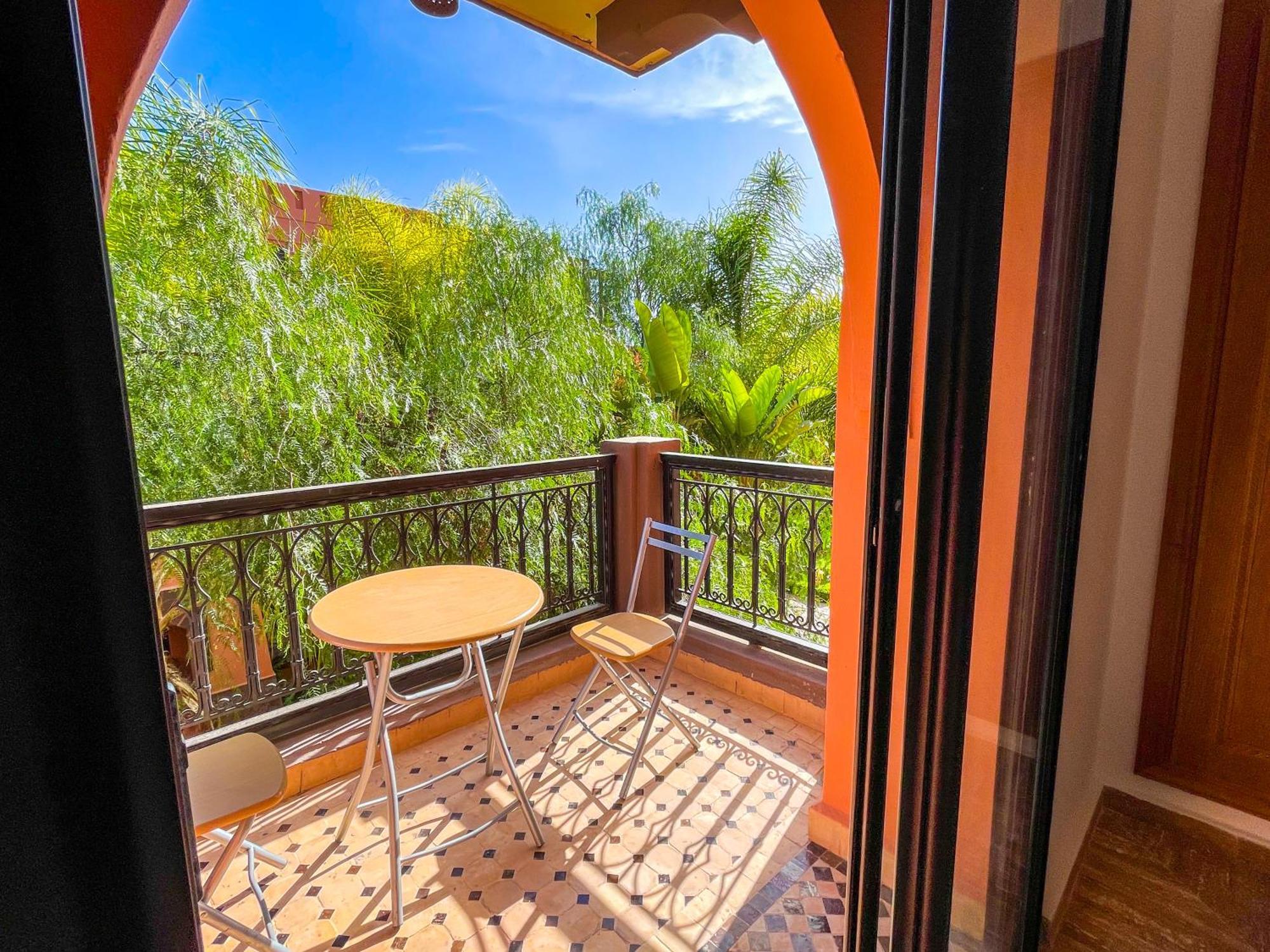 Stunning Patios & Gardens
