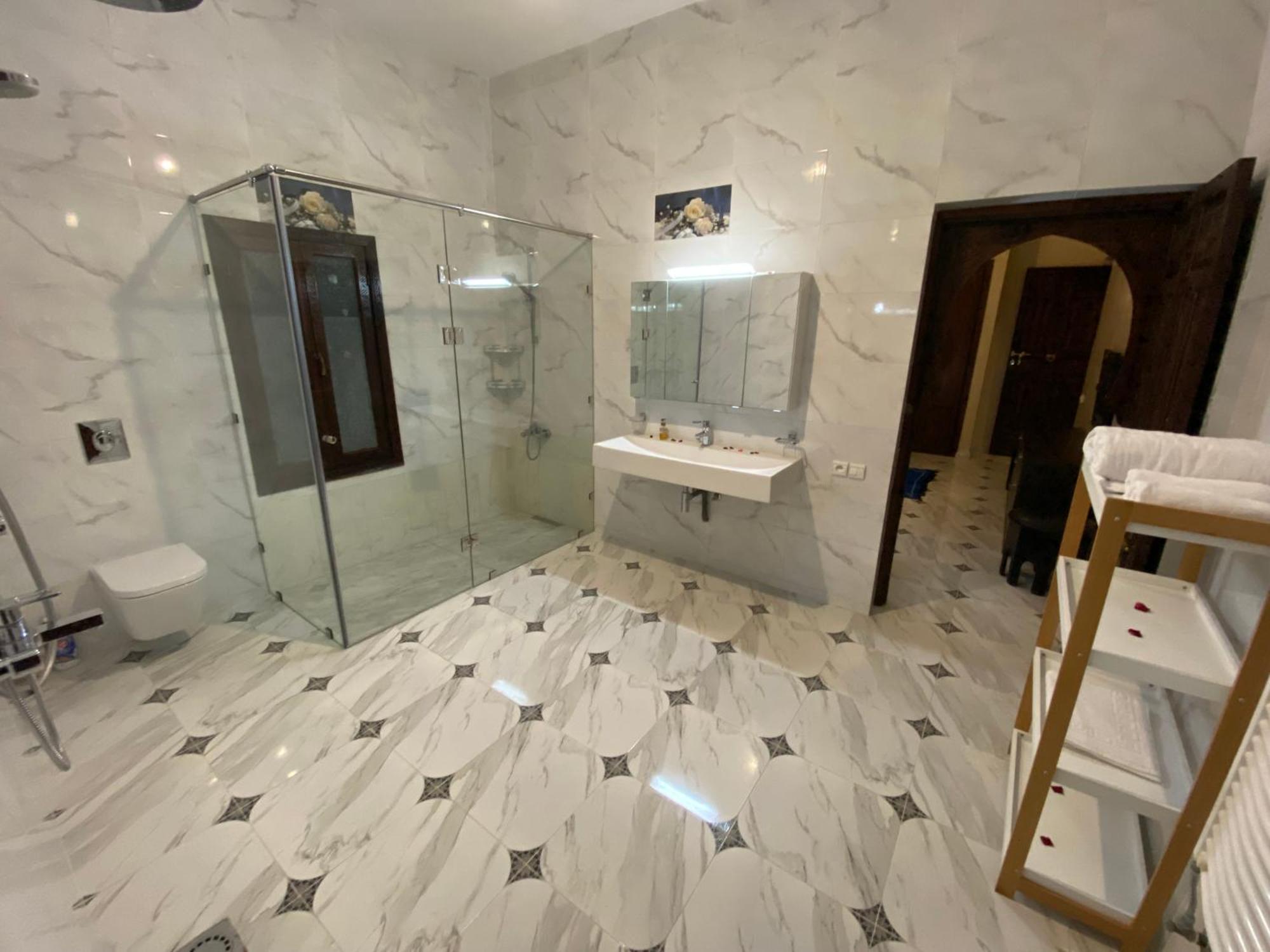 Agafay Tiuraer Villa Marrakesh
