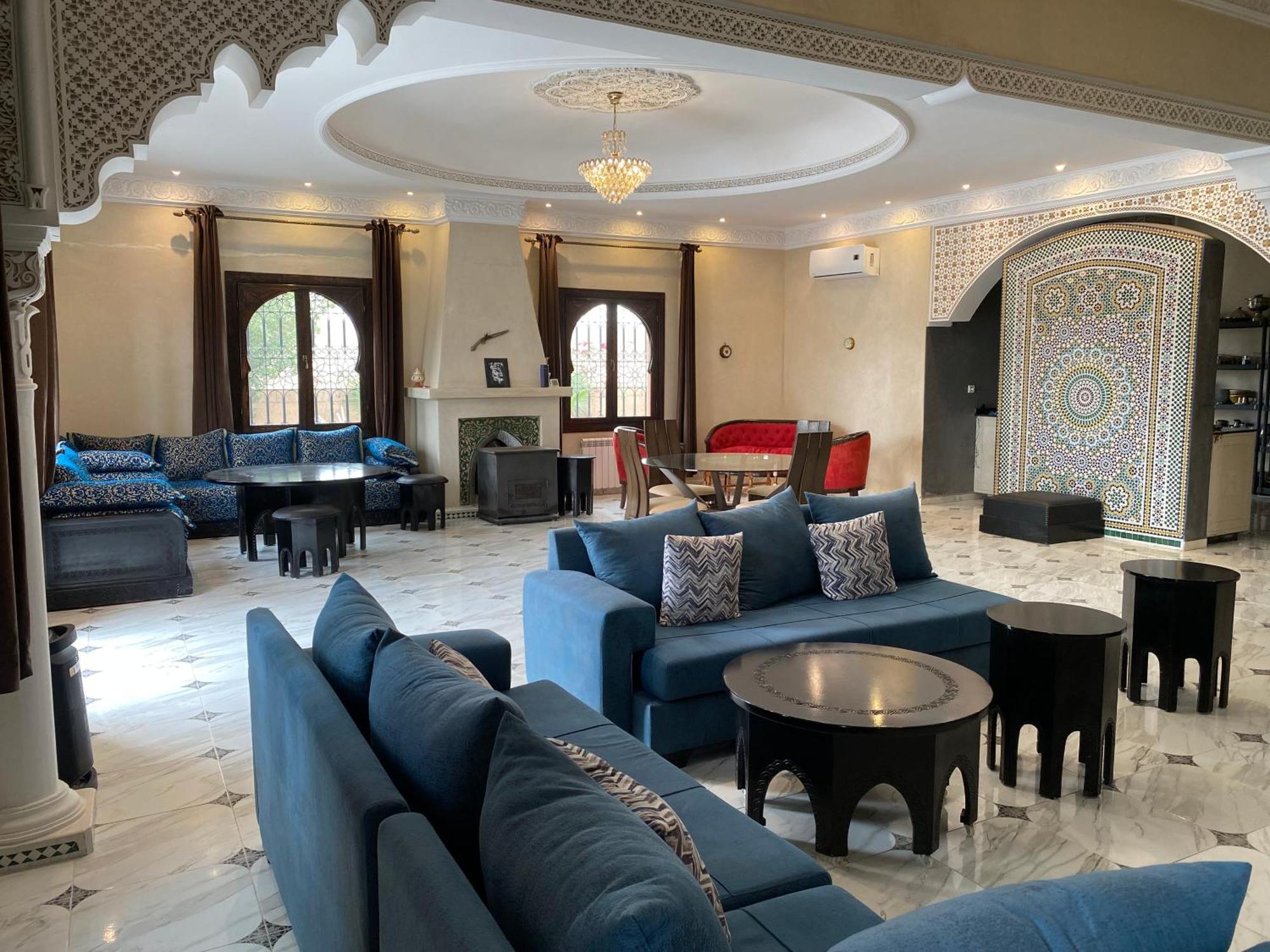 Agafay Tiuraer Villa Marrakesh