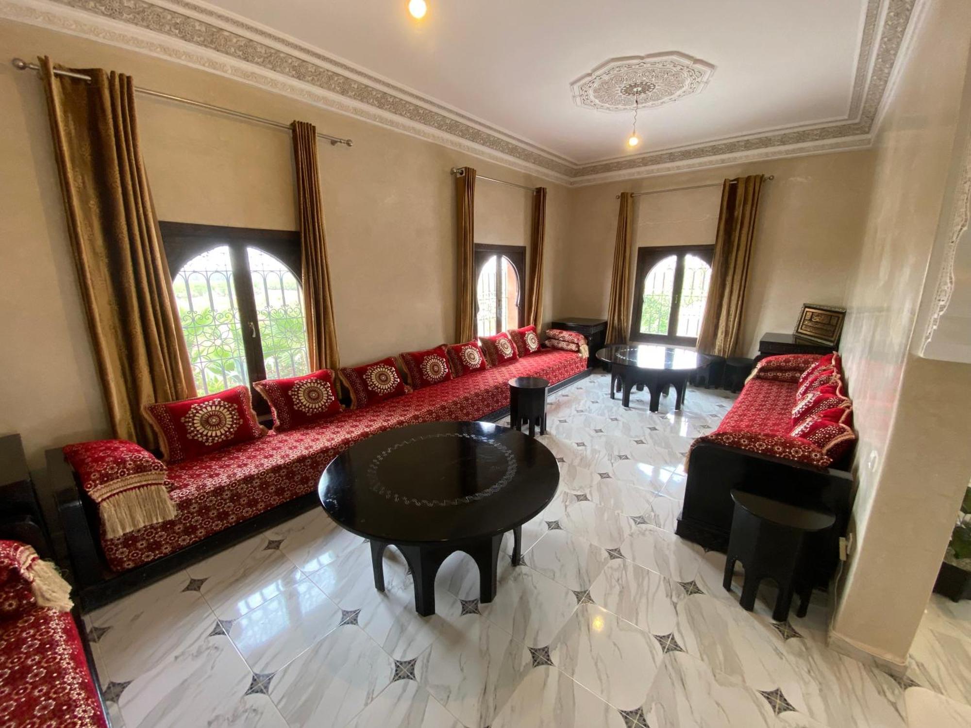 Villa Agafay Tiuraer *