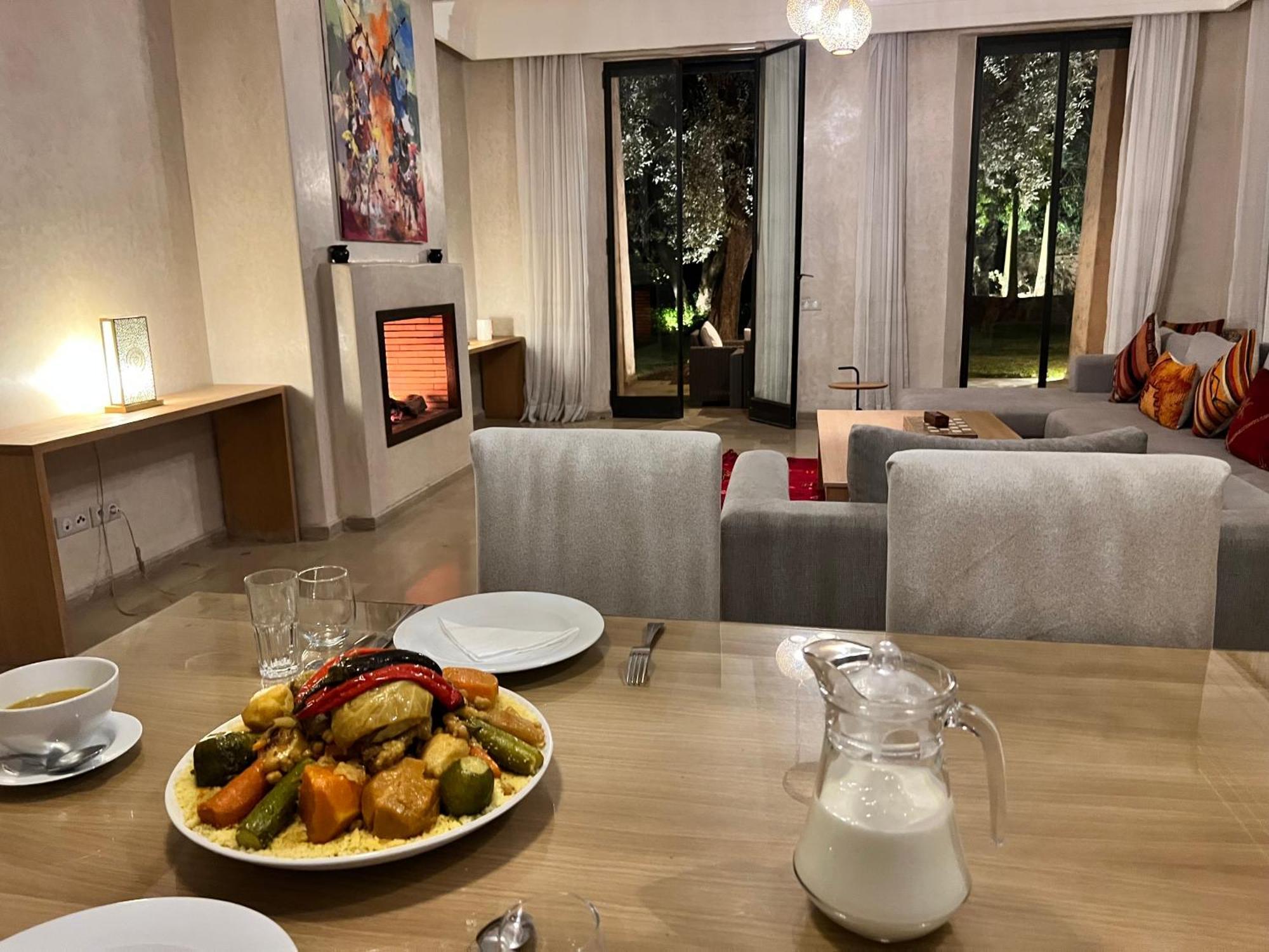 Kasbah De Luxe, Piscine Et Jacuzzi Chauffes, Jardin Tropical * Marrakesh