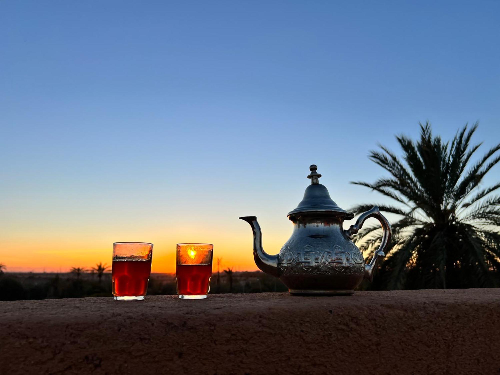 Villa Kasbah De Luxe, Piscine Et Jacuzzi Chauffes, Jardin Tropical Marrakesh