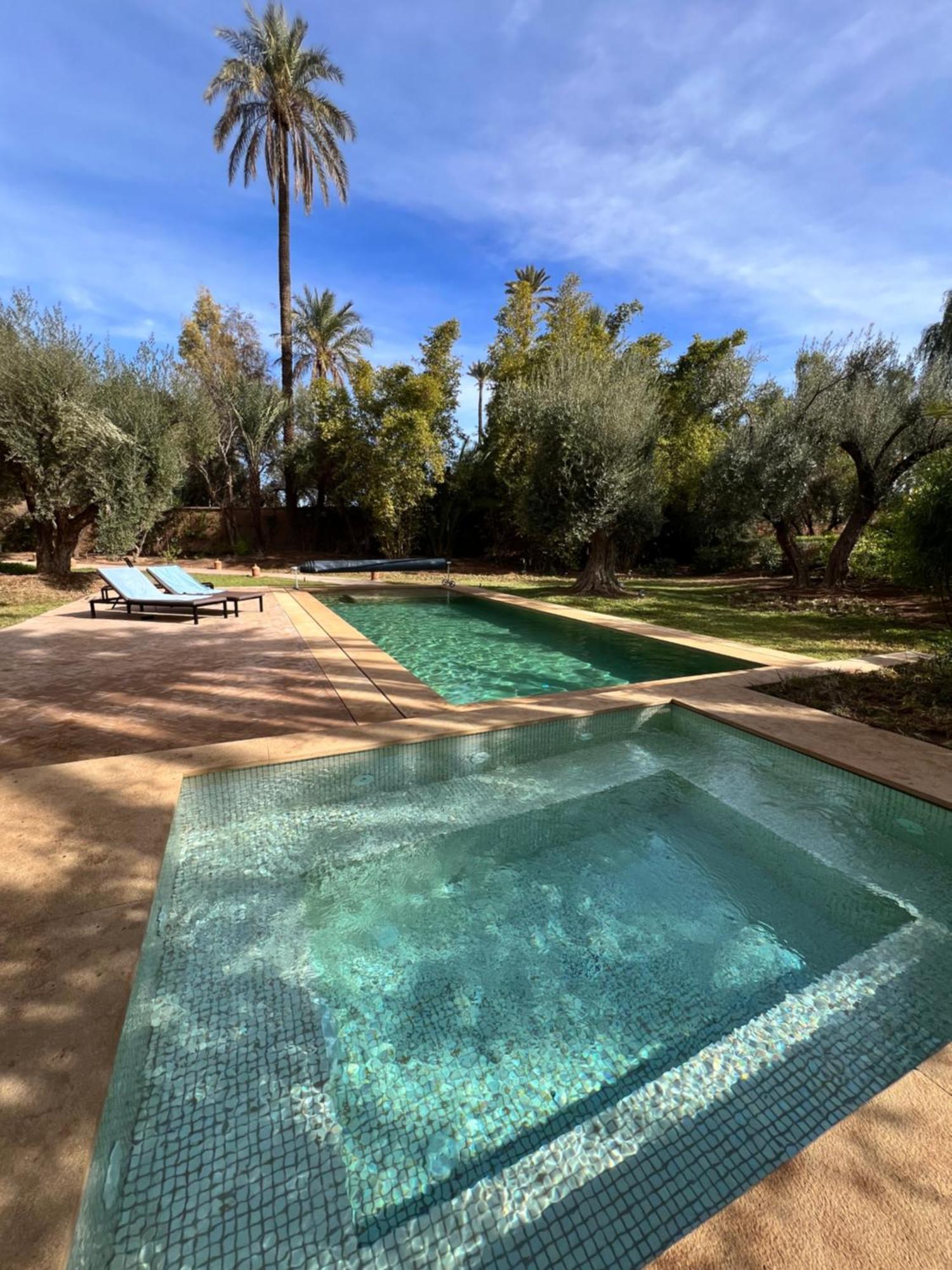 Villa Kasbah De Luxe, Piscine Et Jacuzzi Chauffes, Jardin Tropical Marrakesh