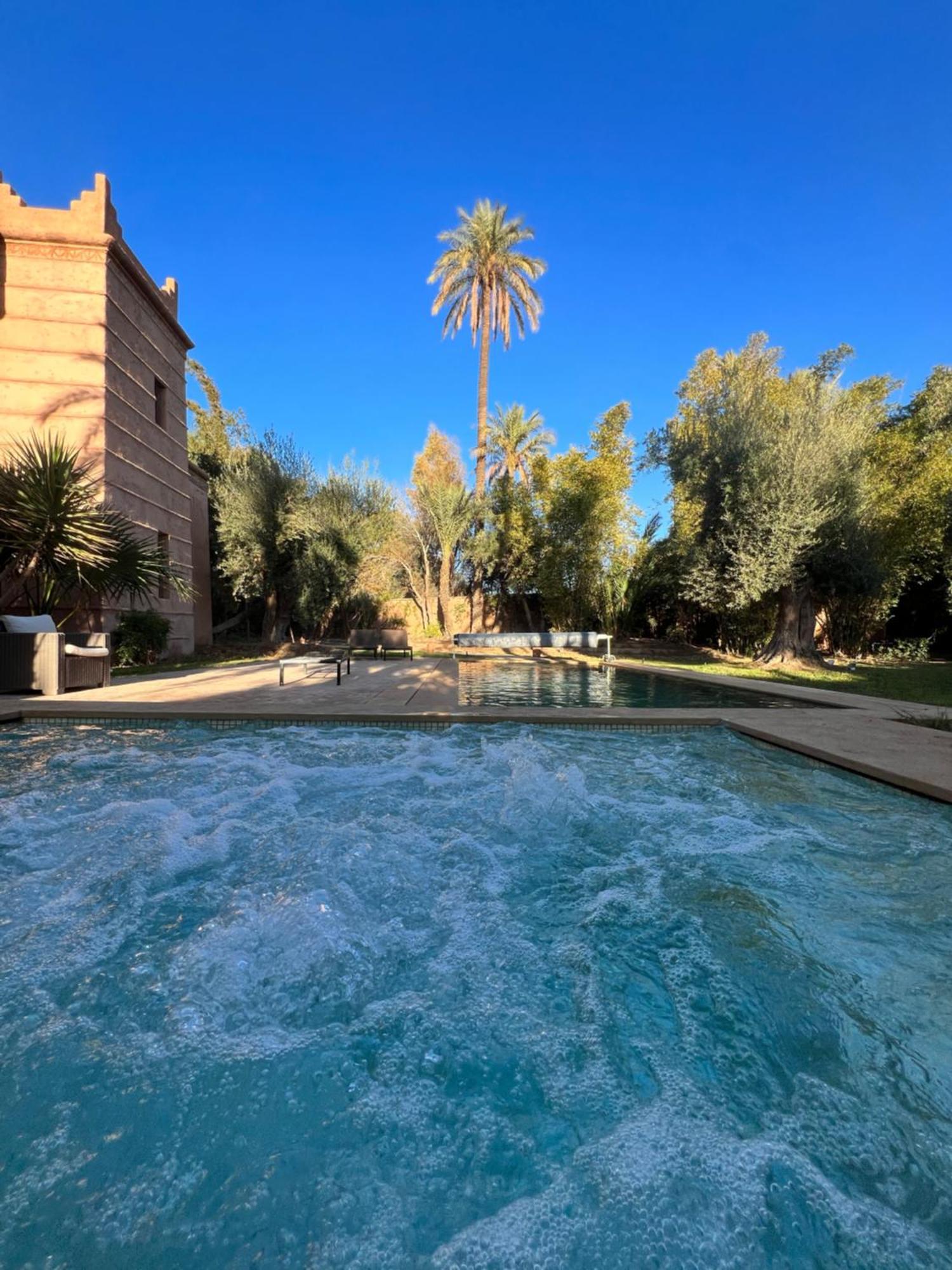 Kasbah De Luxe, Piscine Et Jacuzzi Chauffes, Jardin Tropical Villa Marrakesh