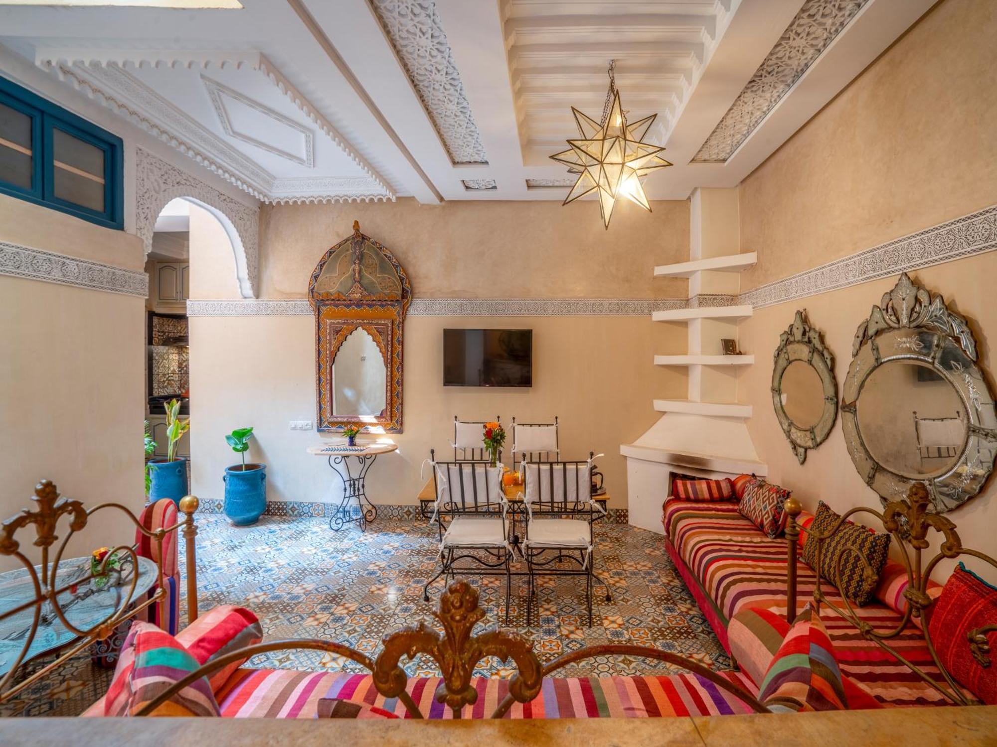 Dar Makhzne-location Exclusive Du Entier 4 & Terrasse