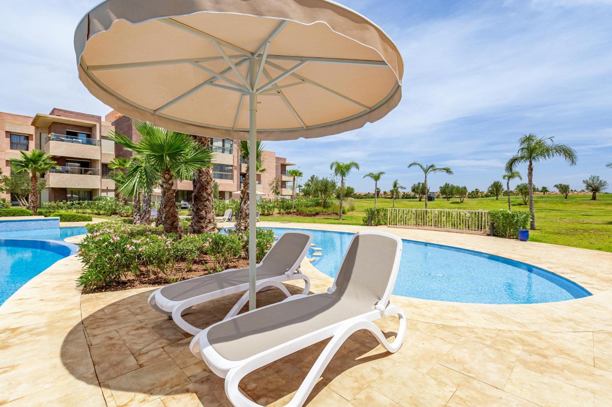 Appartement Luxury Garden-level With Poolside Serenity Marrakesh